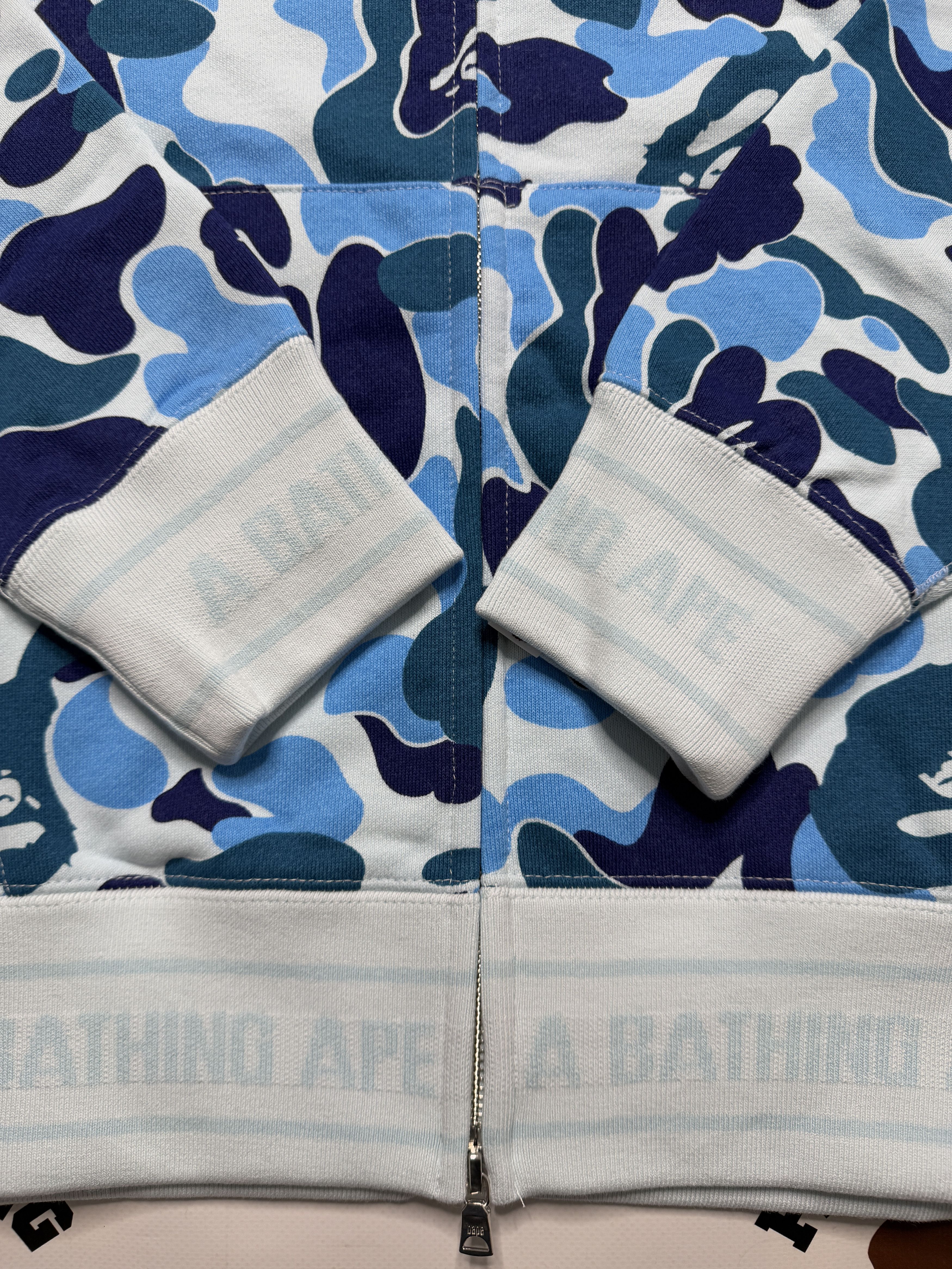 Bape BAPE ABC CAMO LOGO RIB FULL ZIP HOODIE Size US L / EU 52-54 / 3 - 12 Thumbnail