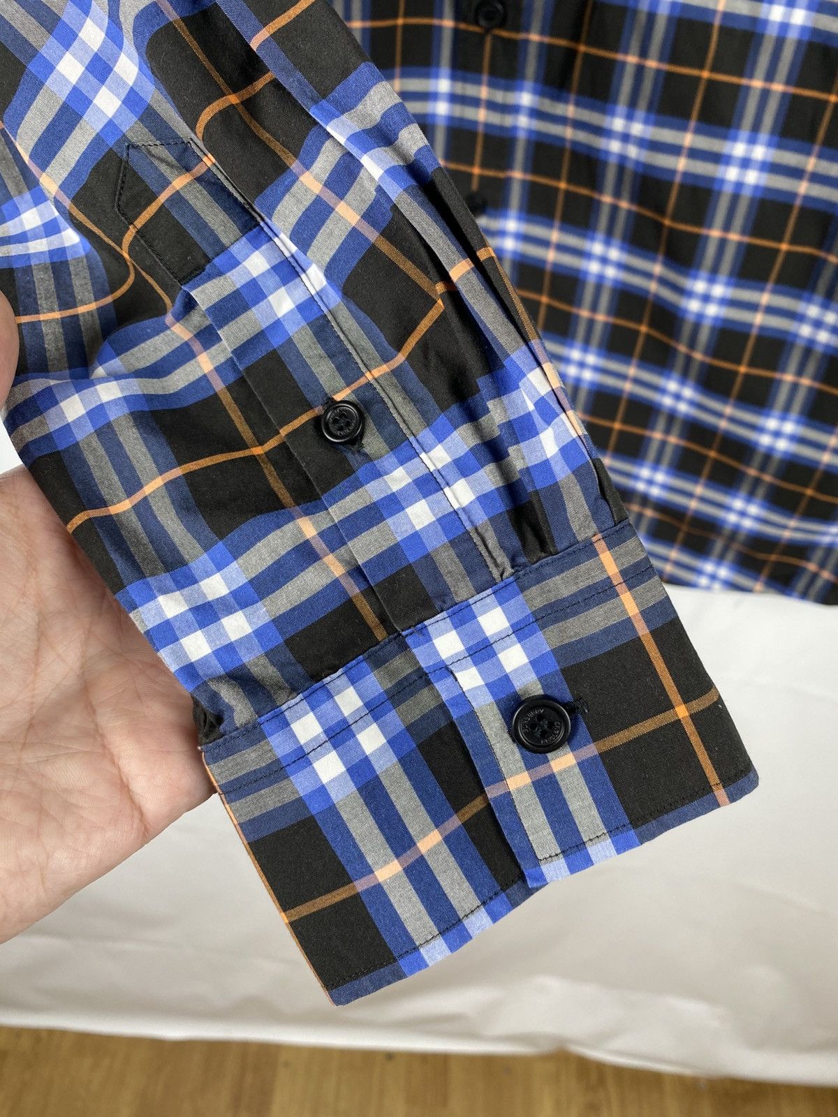 Burberry Burberry Full Check Shirt Button Up Men size L Size US L / EU 52-54 / 3 - 6 Thumbnail