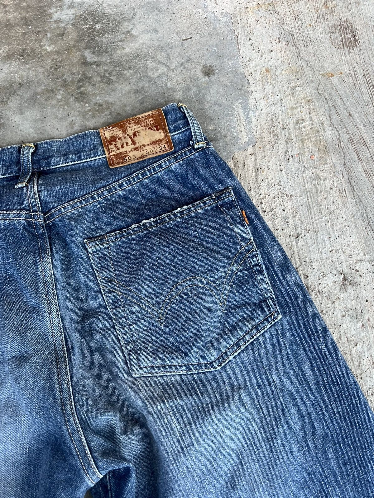 Edwin Vintage Distressed Edwin 505 Selvedge Short Jean Very Rare Size US 30 / EU 46 - 17 Thumbnail
