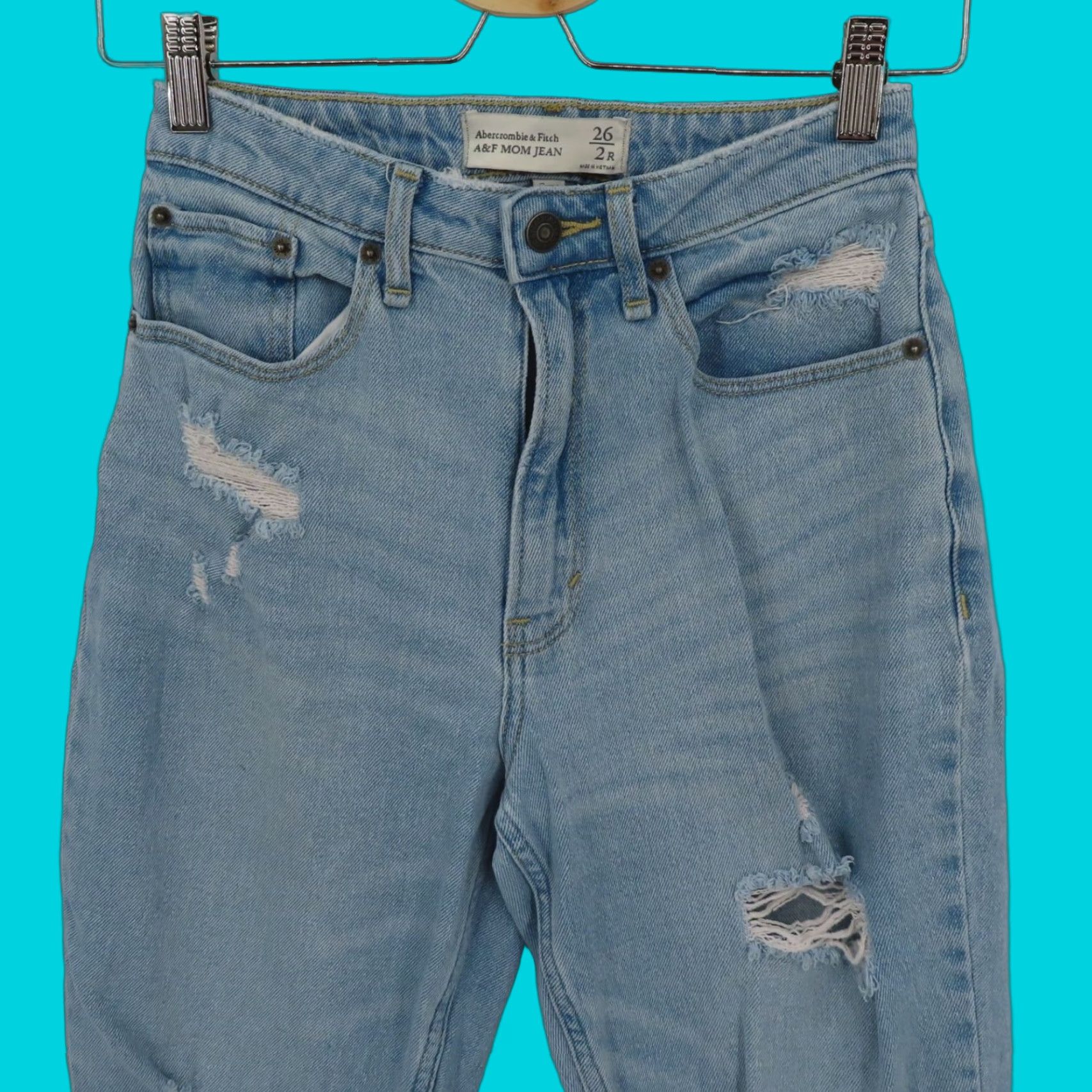 Abercrombie & Fitch Abercrombie Women 2R 26 Mom Jeans Curve Love Light Wash Distressed Denim Pants Jeans Size 26" / US 2 / IT 38 - 1 Thumbnail