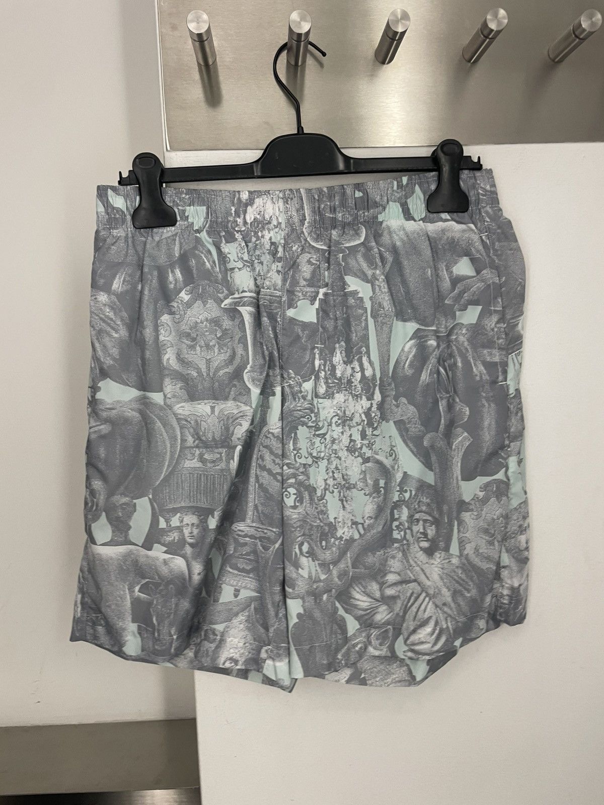 Givenchy Swim shorts with hubert objects print Size US 33 - 1 Thumbnail