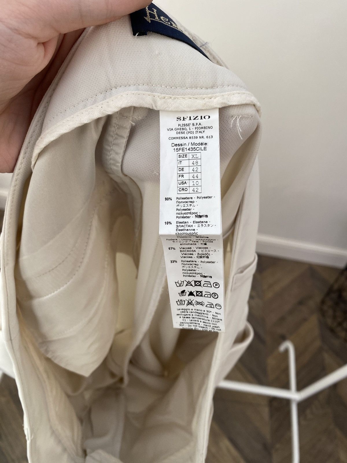 Herno Vintage Herno Beige Tailored Trousers Elegant Pants Size US 34 / EU 50 - 12 Thumbnail