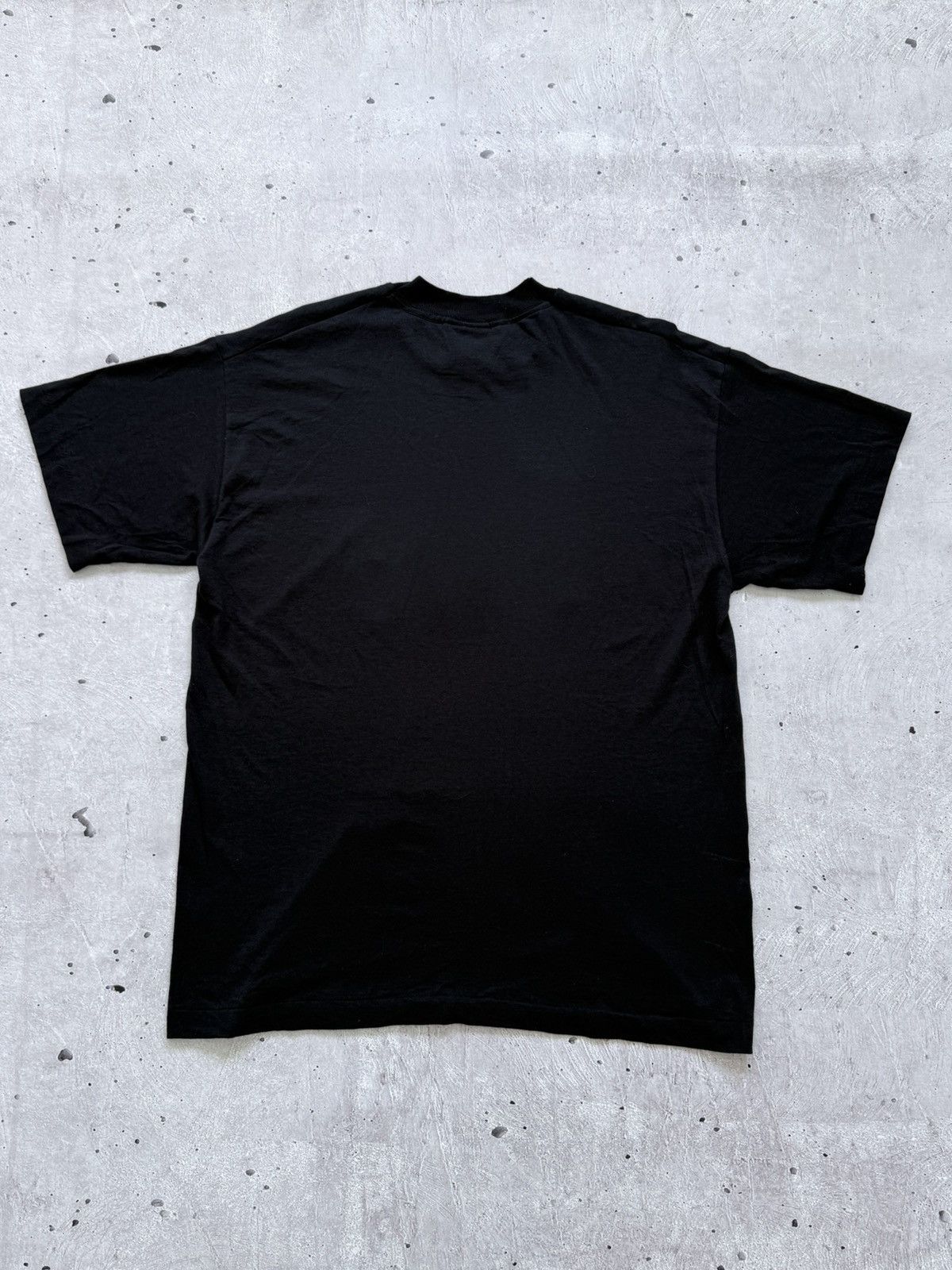 Blind Skateboards Vintage 2000s Blind Skateboards Graphic T-Shirt Size US L / EU 52-54 / 3 - 9 Thumbnail