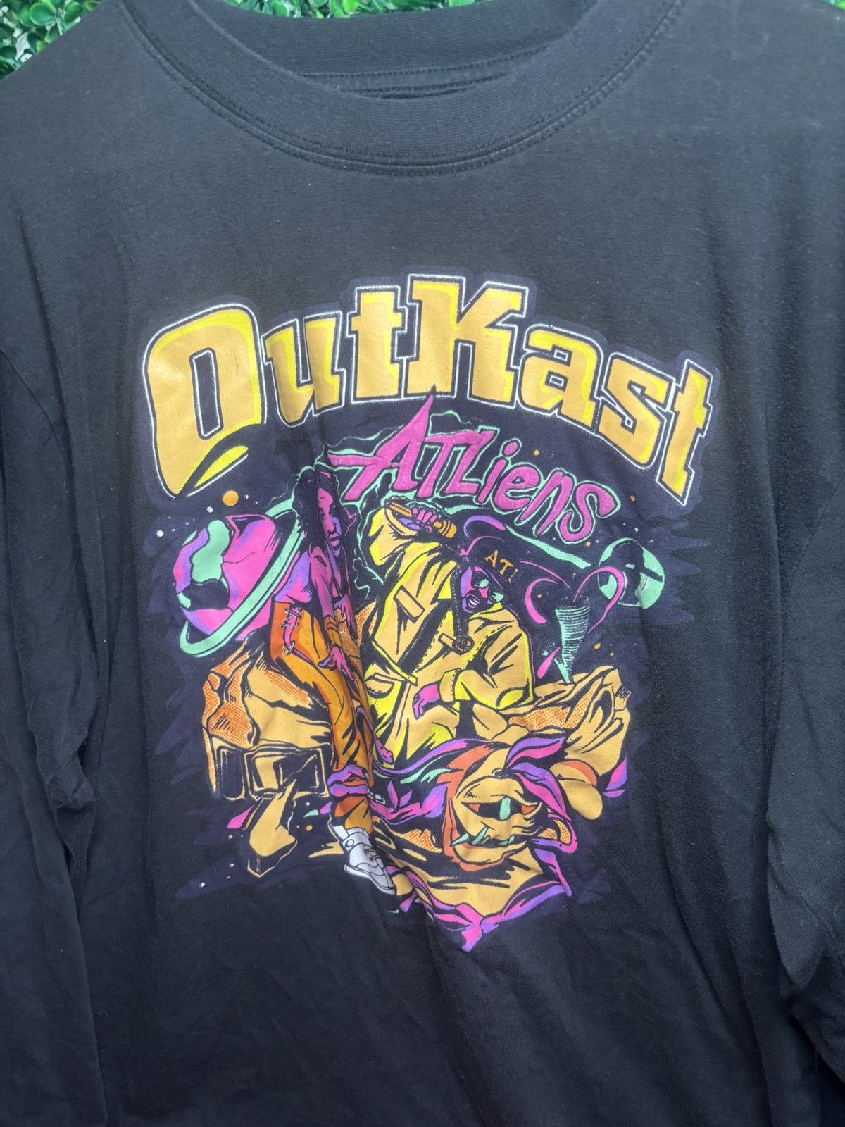 Outkast Men’s 2XL OutKast long sleeve shirt Size US XXL / EU 58 / 5 - 2 Thumbnail