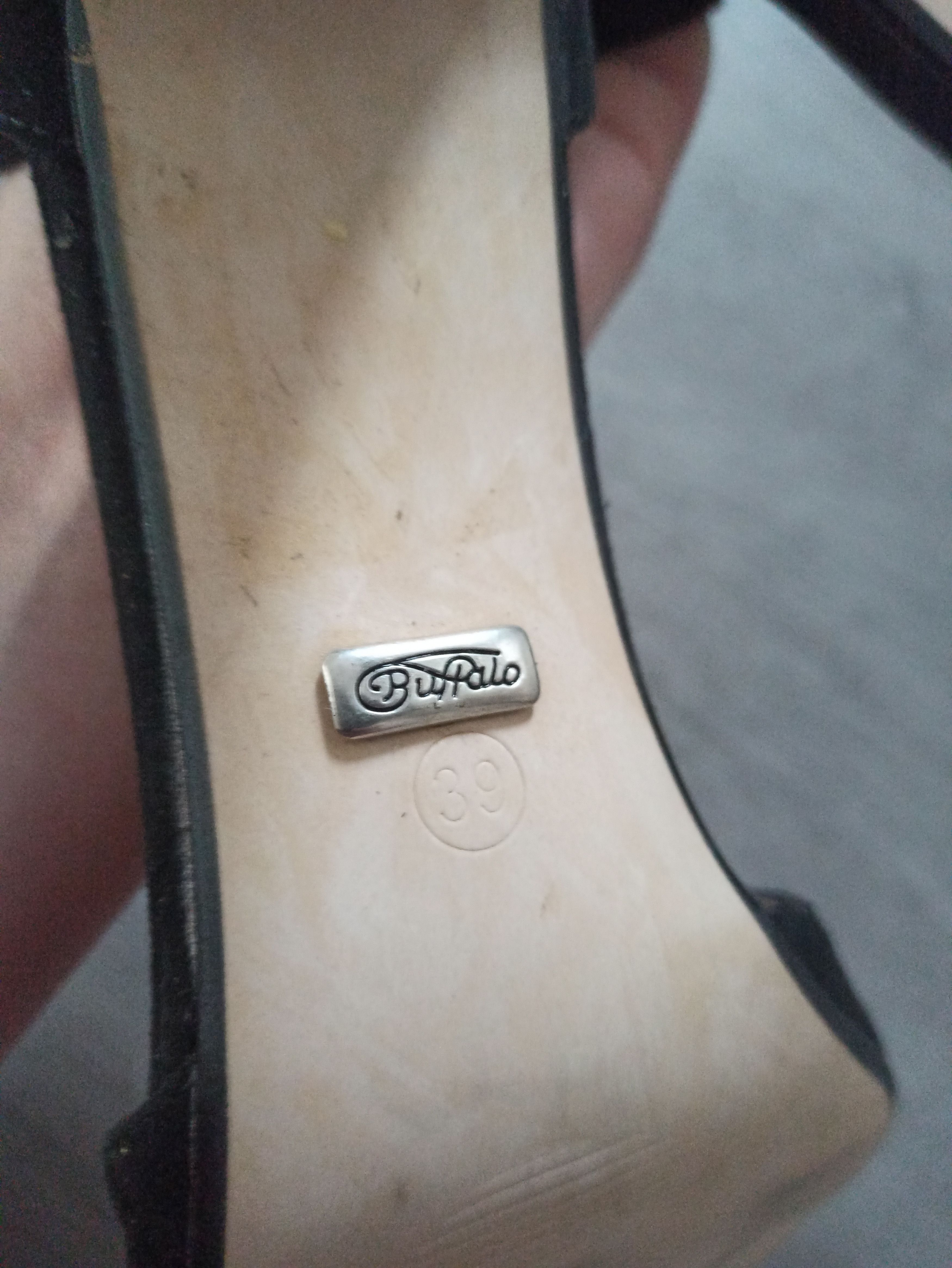 Buffalo London New Buffalo sandals size 38 Size US 8 / IT 38 - 4 Thumbnail