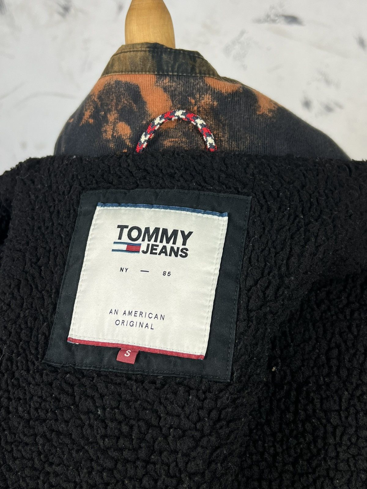 Tommy Hilfiger Tommy Jeans Sherpa Custom Jacket Size S - M Size US S / EU 44-46 / 1 - 12 Thumbnail