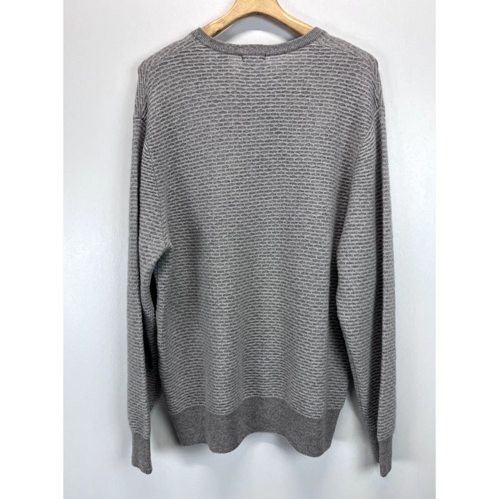 Burlington Bullington 100% Cashmere V-Neck Sweater Mens XL Gray Long Sleeve Pullover Classic Size US XL / EU 56 / 4 - 2 Thumbnail
