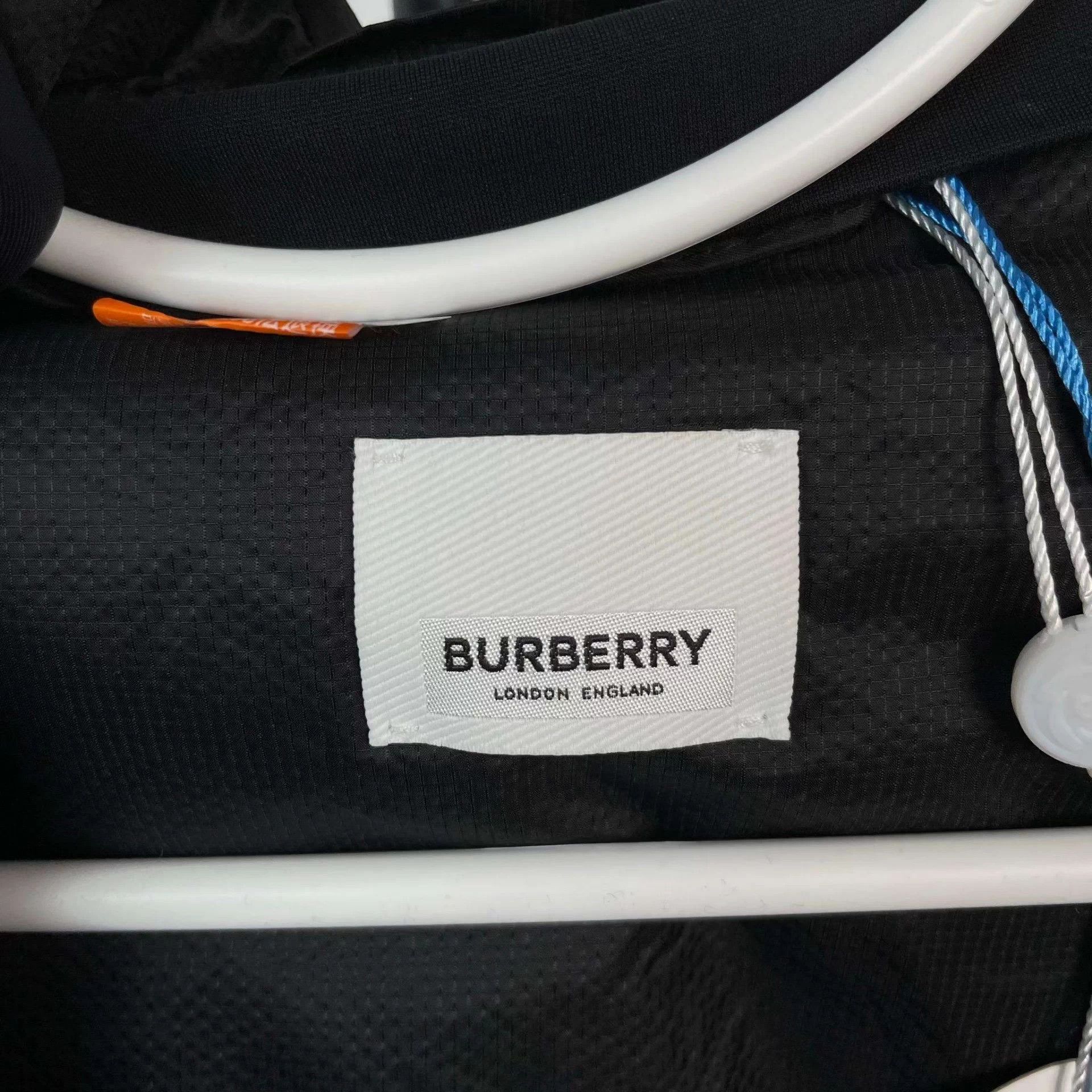 Burberry Burberry Cotton Puffer Jacket Black 180 Size US XL / EU 56 / 4 - 8 Thumbnail