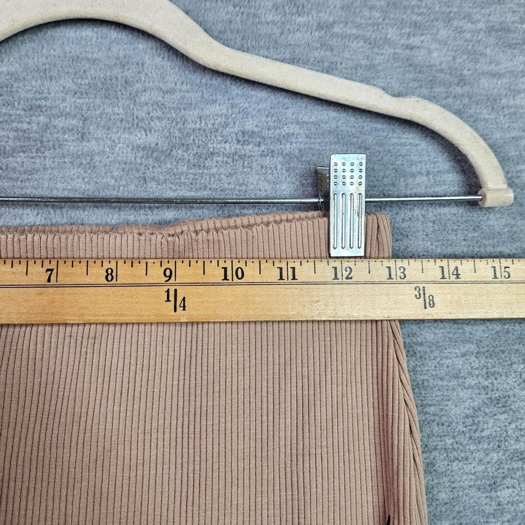 Lulus Lulus Bodycon Ribbed Midi Skirt Tan Size S New With Tags Size 28" / US 6 / IT 42 - 3 Thumbnail