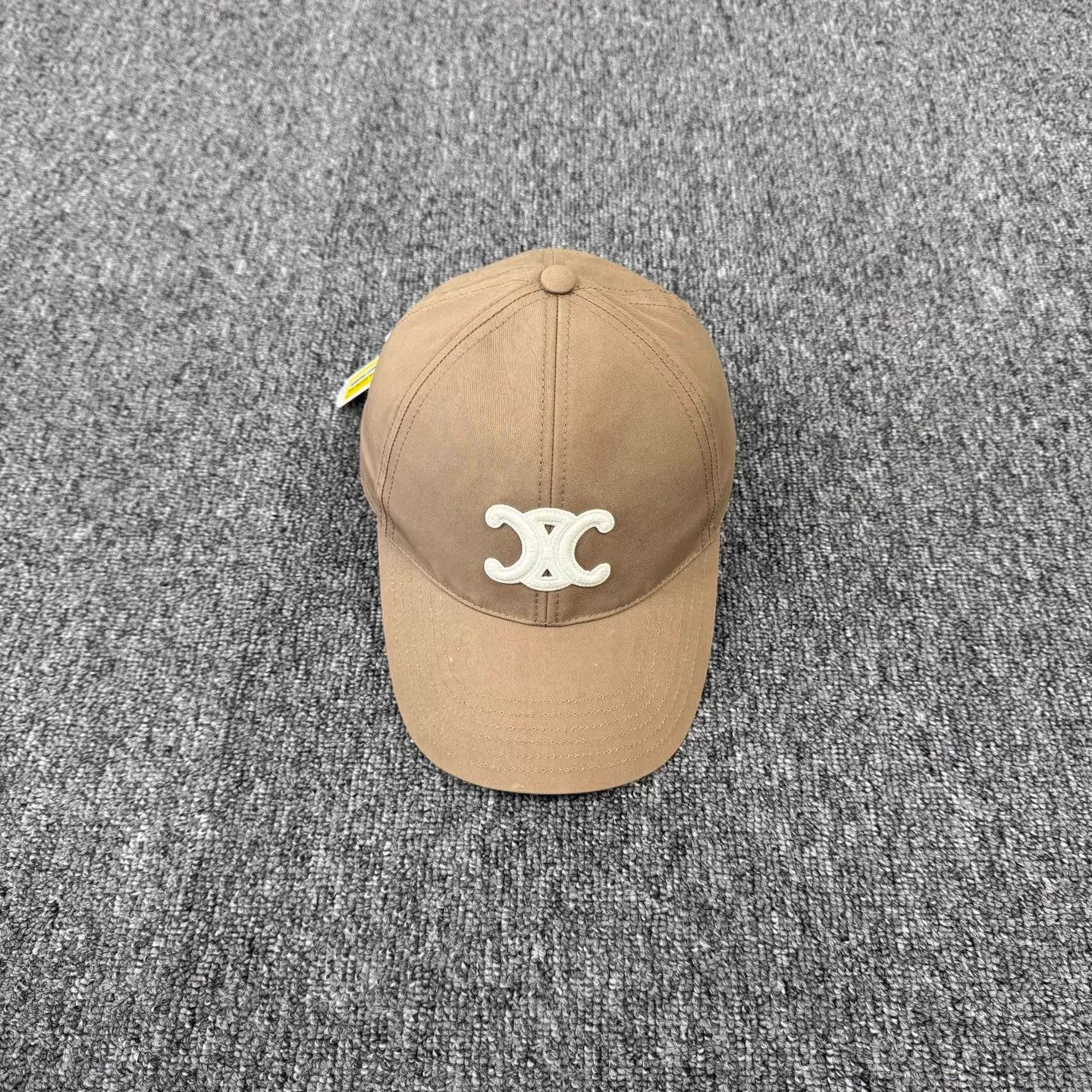 Celine Celine Triomphe Embroidered Logo Khaki Baseball Cap S 99 New Size ONE SIZE - 2 Thumbnail
