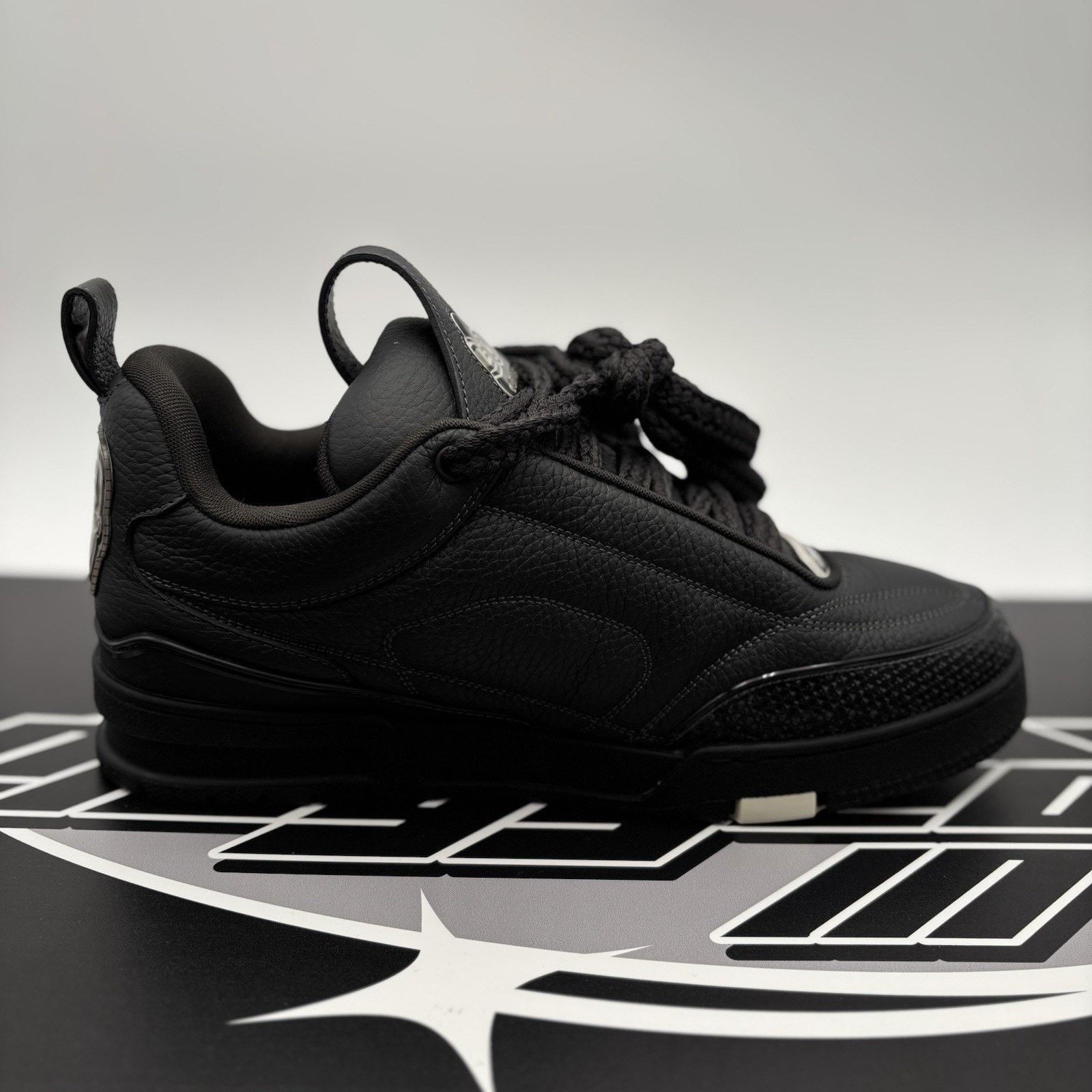 Louis Vuitton Louis Vuitton Skate ' Black ' | EXCELLENT CONDITION Size US 9.5 / EU 42-43 - 13 Thumbnail