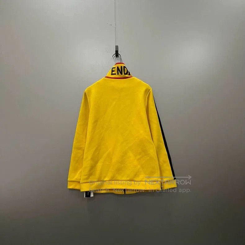 Fendi FENDI Black Yellow Shearling Logo Jacket. Size US M / EU 48-50 / 2 - 2 Thumbnail