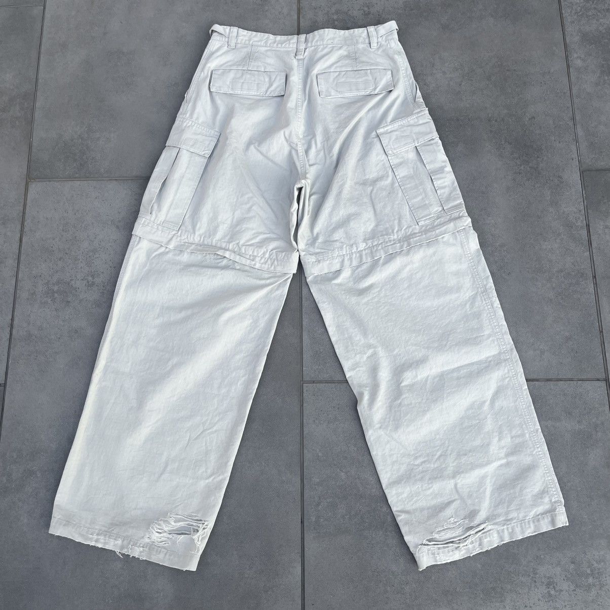 Balenciaga Balenciaga Distressed Zip Off Cargo Trousers Size US 32 / EU 48 - 3 Thumbnail