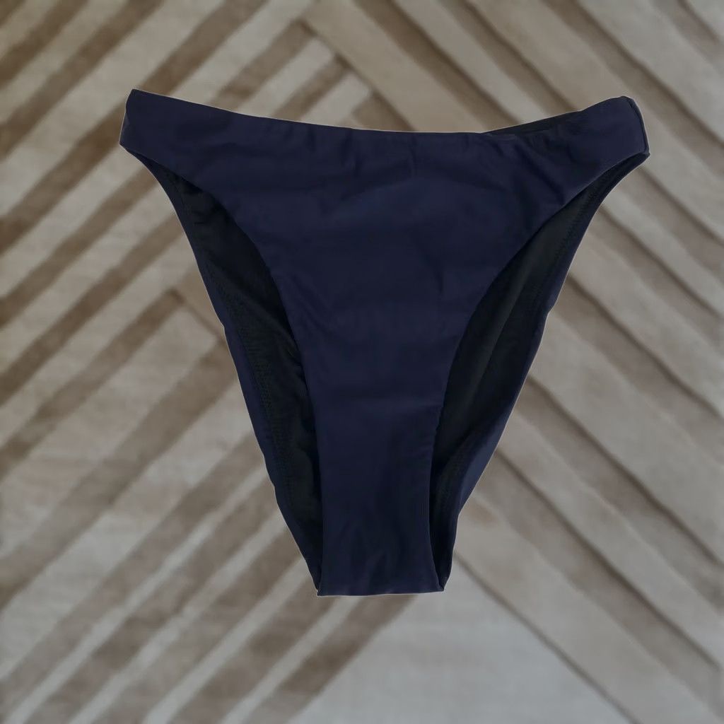 J.Crew VINTAGE? No — J.Crew Re-imagined High-Waisted Bikini Bottom Navy Blue XS Sustainable Swimwear Size 26" / US 2 / IT 38 - 1 Thumbnail