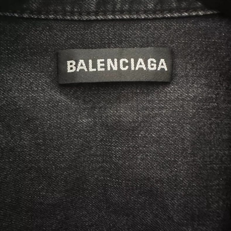 Balenciaga Balenciaga Washed denim long-sleeved shirt with green logo Size US XXS / EU 40 - 7 Thumbnail