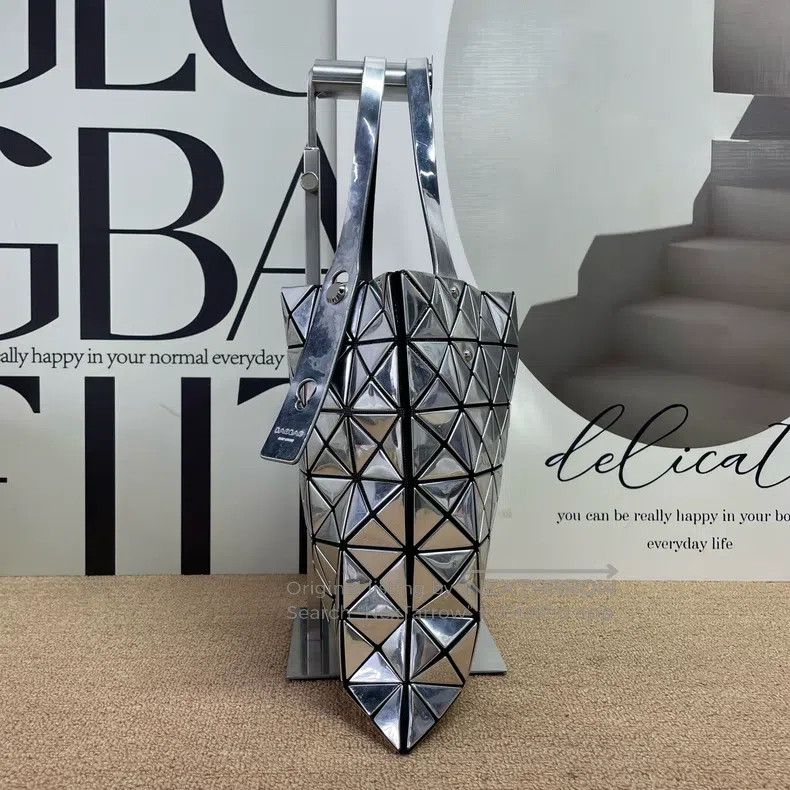 Issey Miyake Issey Miyake Mirror Surface Handheld Tote Bag Size ONE SIZE - 3 Thumbnail