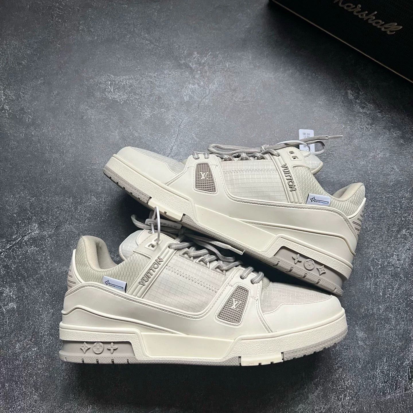 Louis Vuitton Louis Vuitton Training White Lowtop Sneakers 41 Men Size US 8.5 / EU 41-42 - 1 Thumbnail