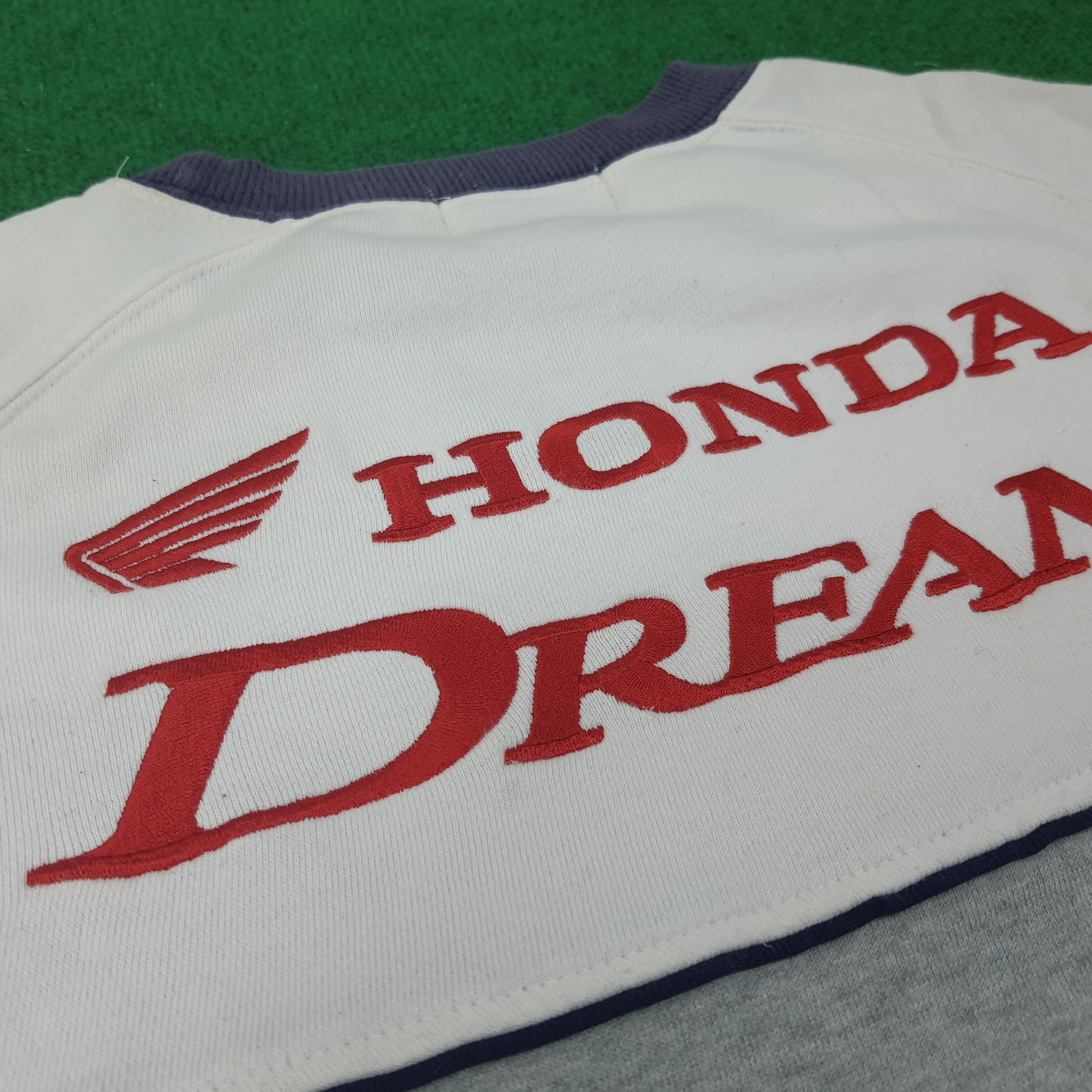 Japanese Brand × Vintage Vintage Honda Japan Racing Motorsports Sweatshirts C220N16 Size US M / EU 48-50 / 2 - 5 Thumbnail