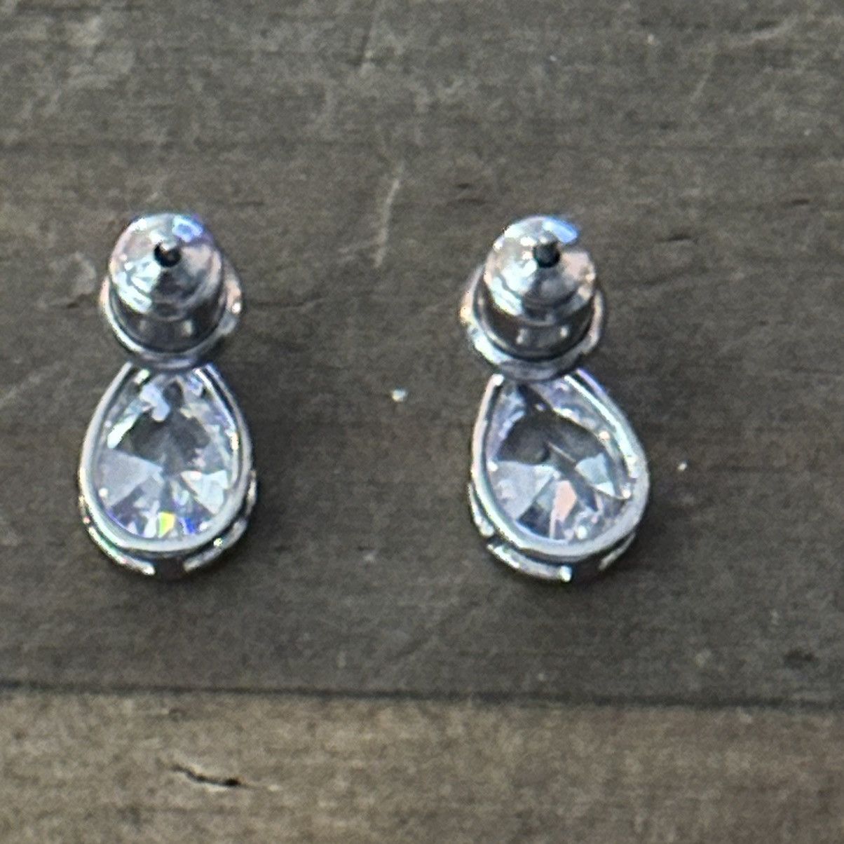 Other Cubic Zirconia teardrop stud earrings Size ONE SIZE - 3 Thumbnail