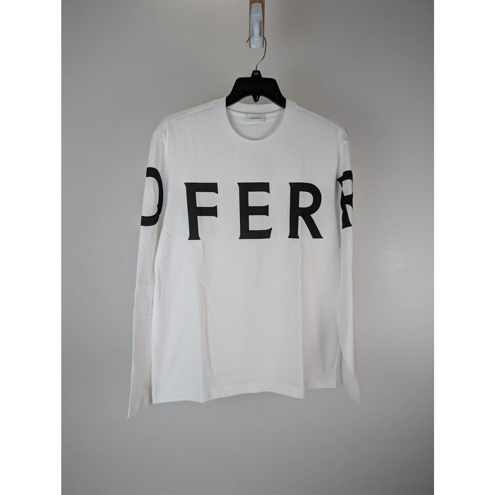 Salvatore Ferragamo o1rshd1 Ferragamo Logo T-Shirt in White Size US L / EU 52-54 / 3 - 1 Thumbnail