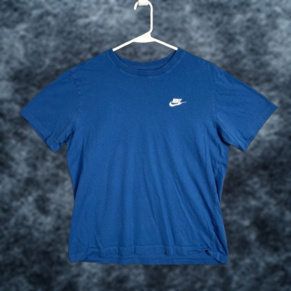 Nike Nike Tee Embroidered Logo Swoosh T Shirt Adult Medium Blue Mens Size US M / EU 48-50 / 2 - 1 Thumbnail