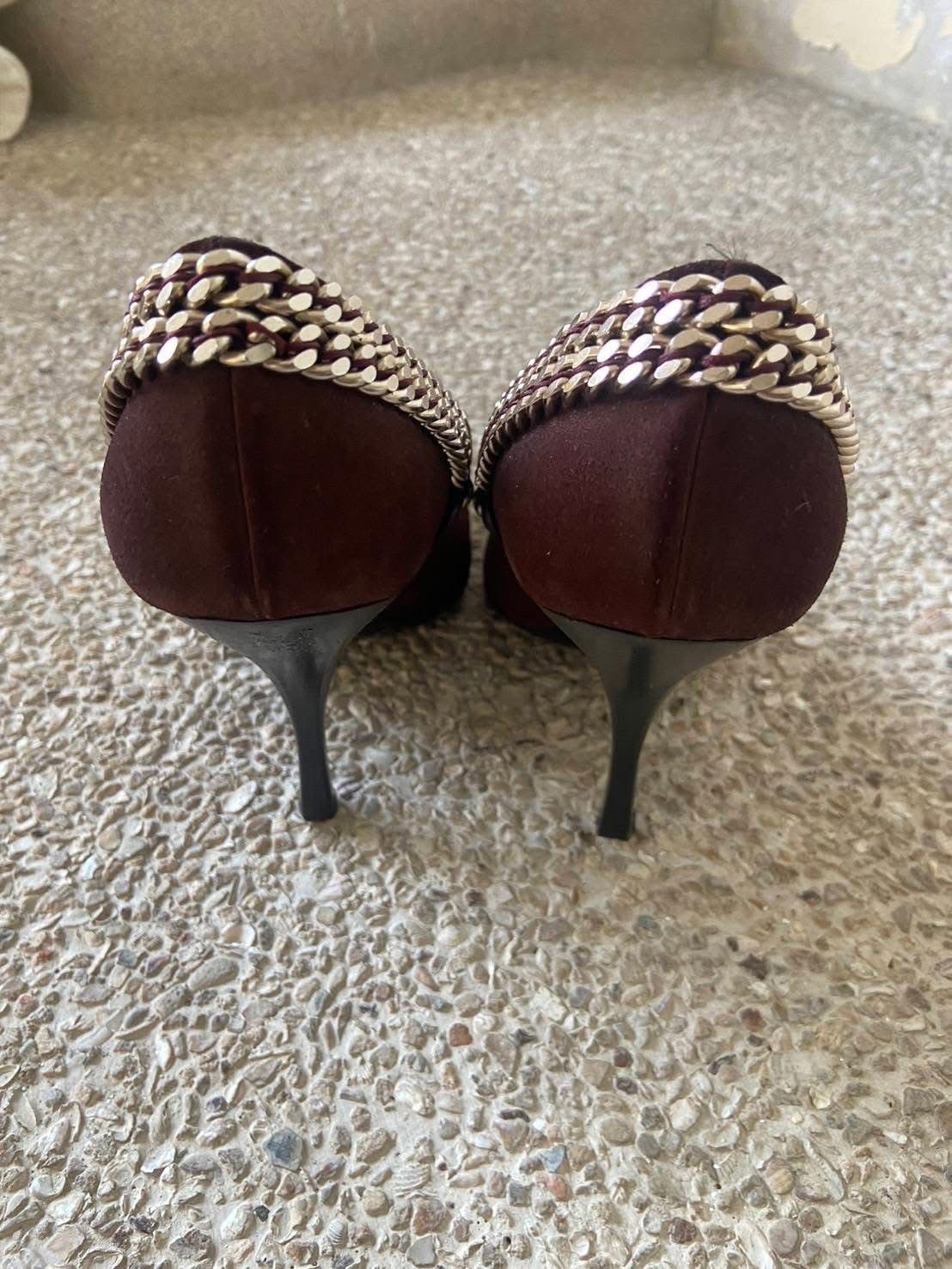 Louis Vuitton Louis Vuitton Suede Chain Embellished Pointed Toe Pumps Size US 7 / IT 37 - 5 Thumbnail
