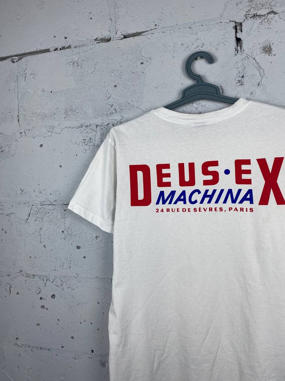 Deus Ex Machina Deus Ex Machina Big Back Logo T Shirt Size US L / EU 52-54 / 3 - 1 Thumbnail