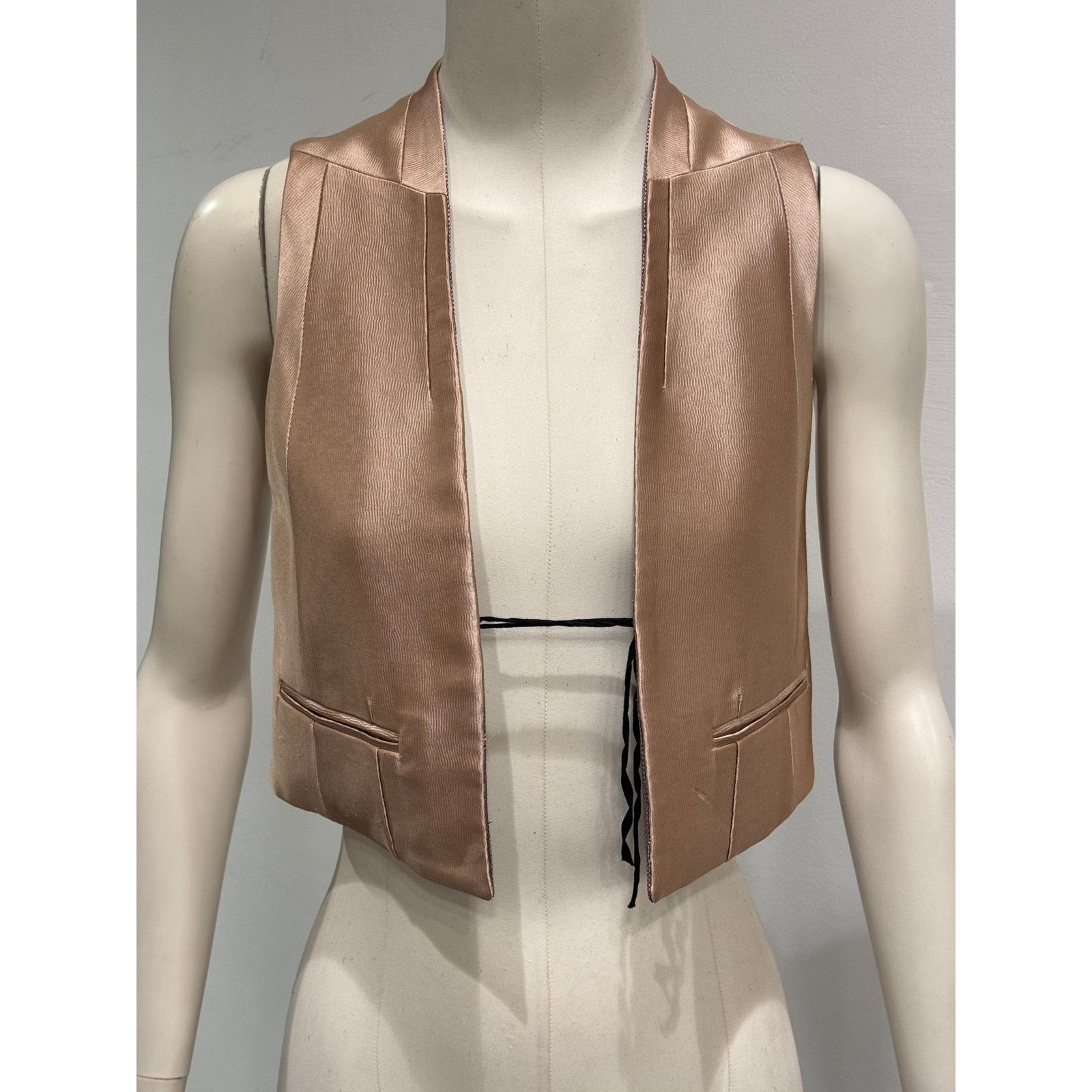 Ann Demeulemeester 2000s Ann Demeulemeester sample vest Size US S / EU 44-46 / 1 - 2 Thumbnail