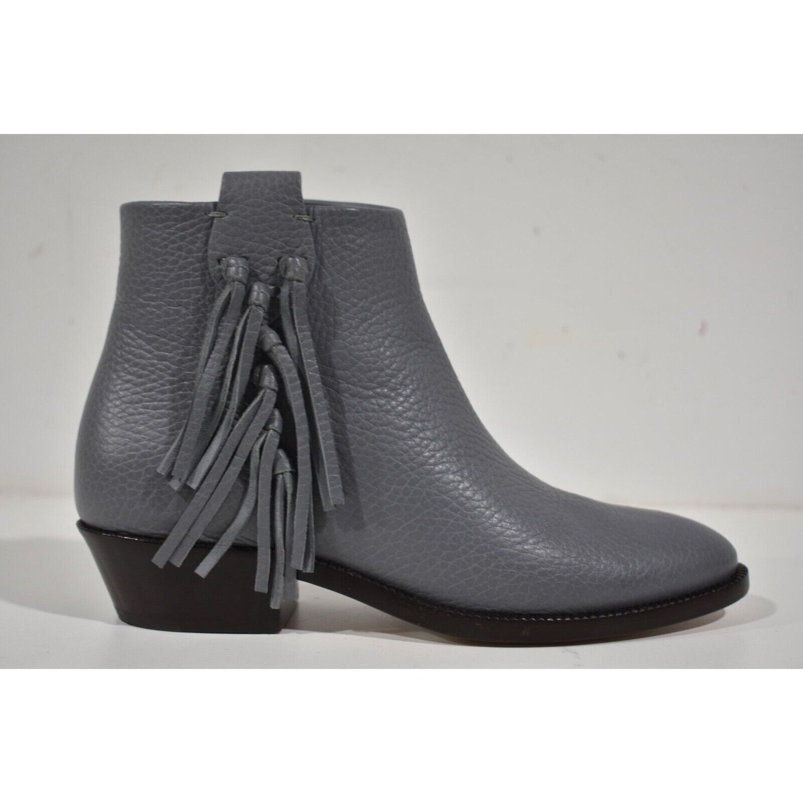 Valentino Valentino Rockstud Grey Pebbled Leather Fringe Western Zip Size US 5 / IT 35 - 2 Thumbnail