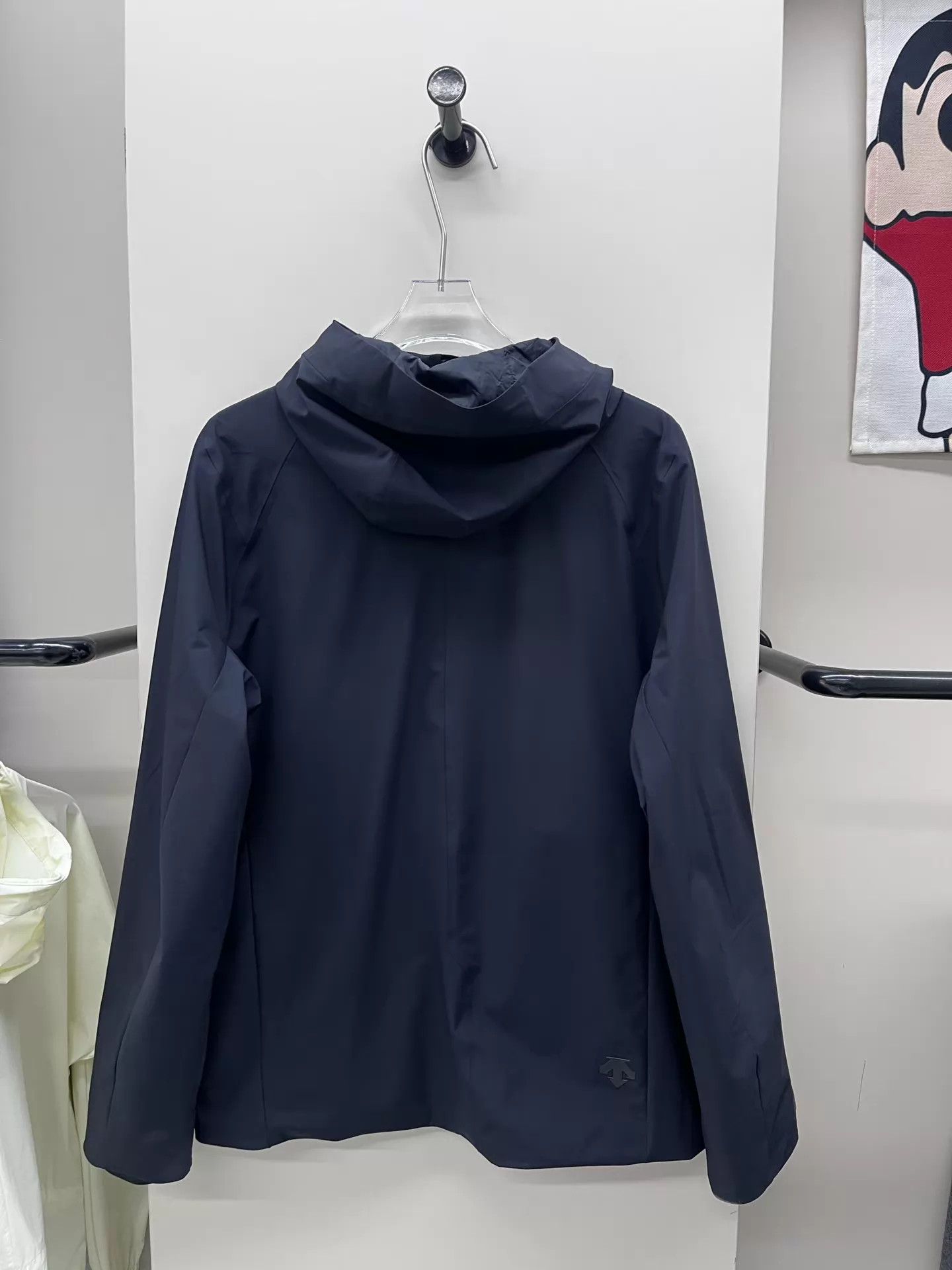 Descente DESCENTE DUALIS Softshell Jacket XL 99 New Size US XL / EU 56 / 4 - 4 Thumbnail