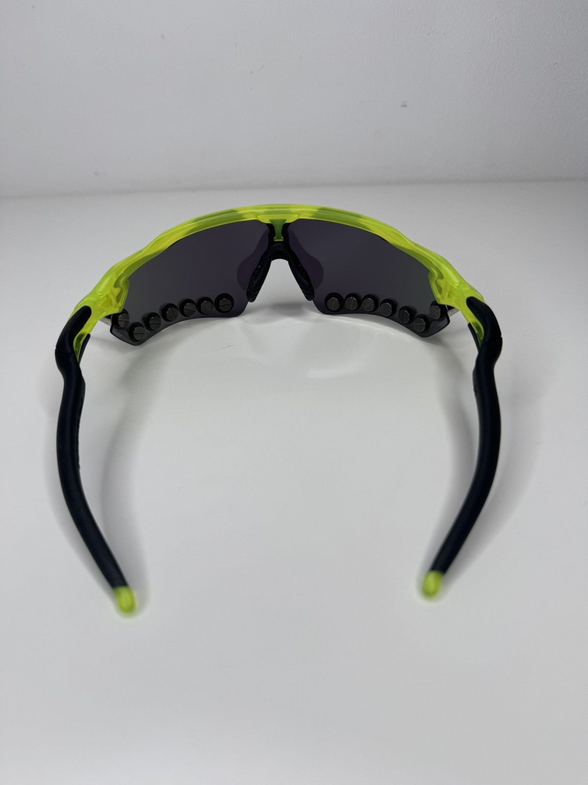 Oakley × Vetements Vetements x Oakley Spikes 400 Sunglasses Green Size ONE SIZE - 3 Thumbnail