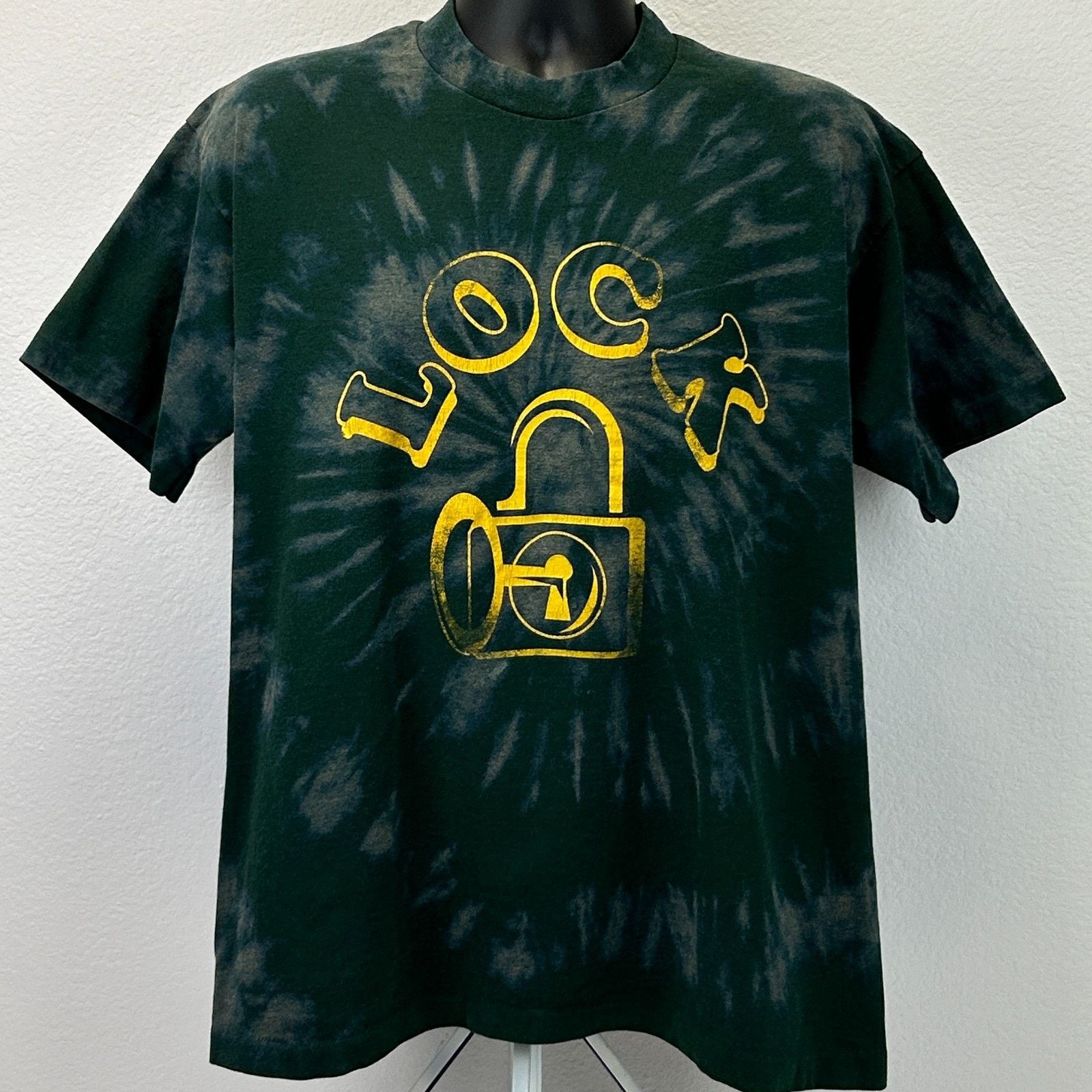 Fruit Of The Loom Vintage 90s Lock Key and Padlock T Shirt XL X-Large Size US XL / EU 56 / 4 - 2 Thumbnail