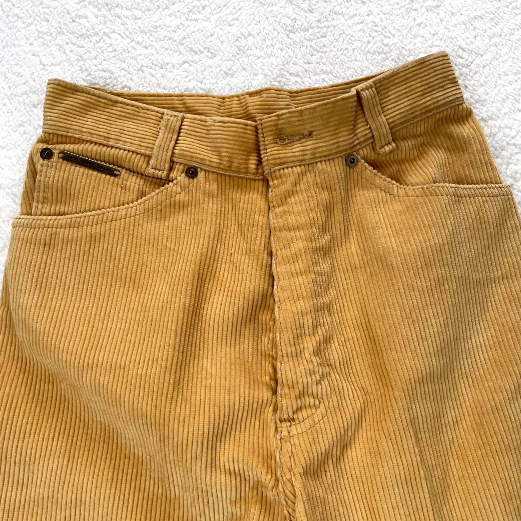 Levi's VINTAGE Levi's Corduroy Pants Womens 26x26 Gold 5 Pocket Straight Leg 90s 80s Size 26" / US 2 / IT 38 - 4 Thumbnail