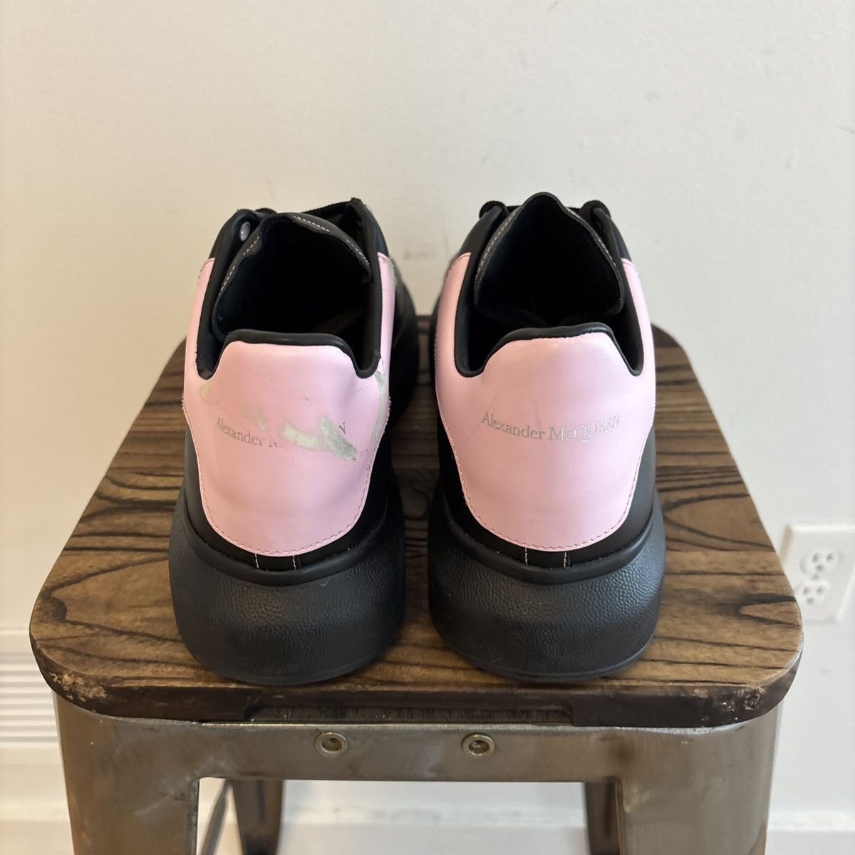 Alexander McQueen Alexander Mcqueen Black Pink Size 44 Size US 11 / EU 44 - 5 Thumbnail