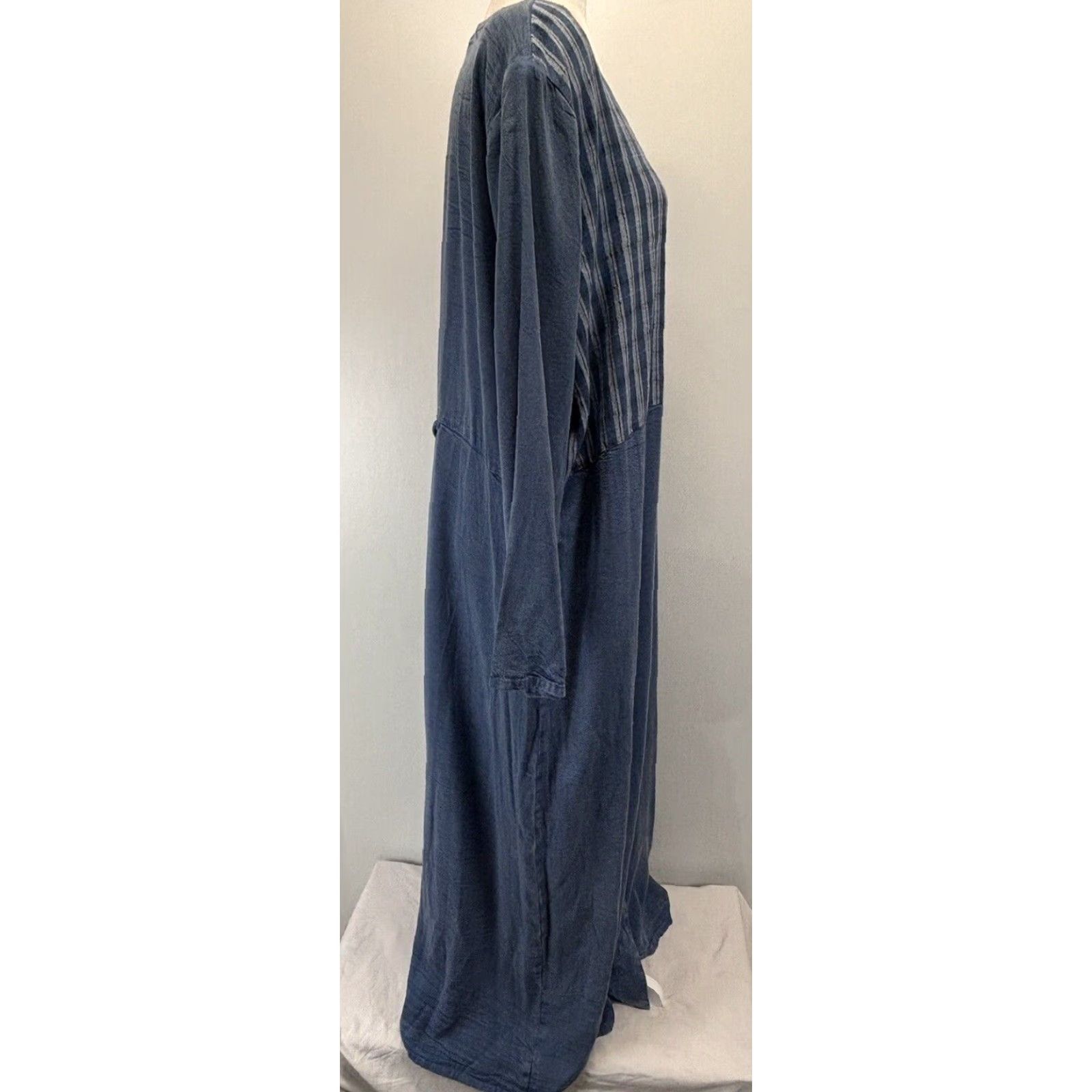 Vintage VINTAGE Froxx Tencel Maxi Dress 1X Plus Blue Long Sleeve Button Front Womens Size XL / US 12-14 / IT 48-50 - 4 Thumbnail