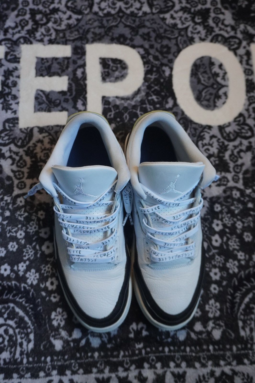 Fragment Design × Jordan Brand Air Jordan 3 x Fragment Design- White Sz. 12.5 Size US 12.5 / EU 45-46 - 2 Thumbnail