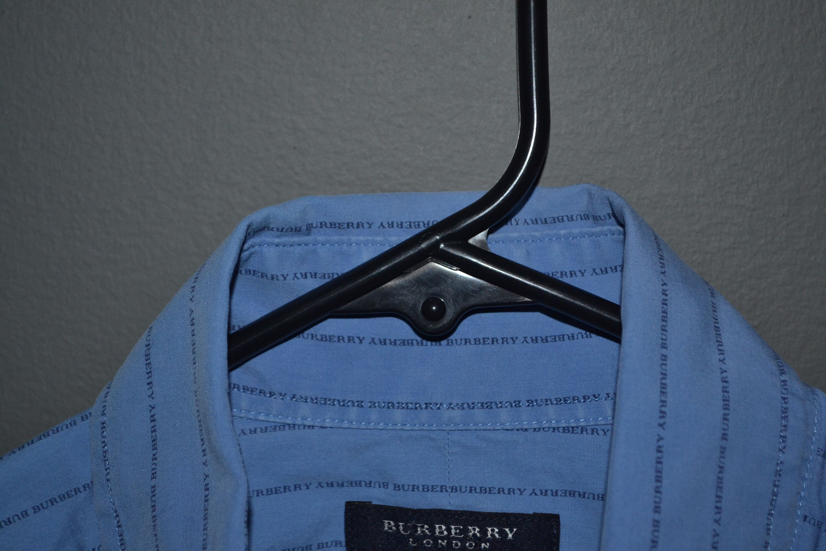 Burberry Burberry Vintage UK Spellout Monogram Blue Shirt 17 43 L-XL Size US L / EU 52-54 / 3 - 12 Thumbnail