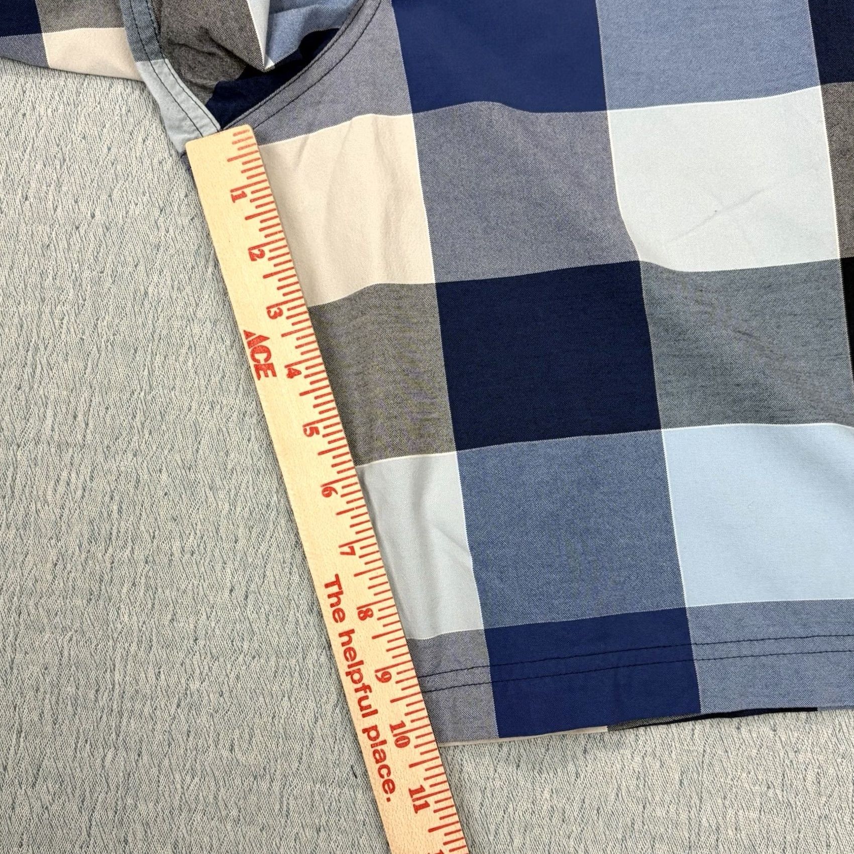 Lululemon Lululemon Mens Shorts 40 Plaid Zip Pocket Lightweight Athletic Performance Chino Multicolor Outdoor Sports 10in Inseam Mens Size US 40 / EU 56 - 5 Thumbnail