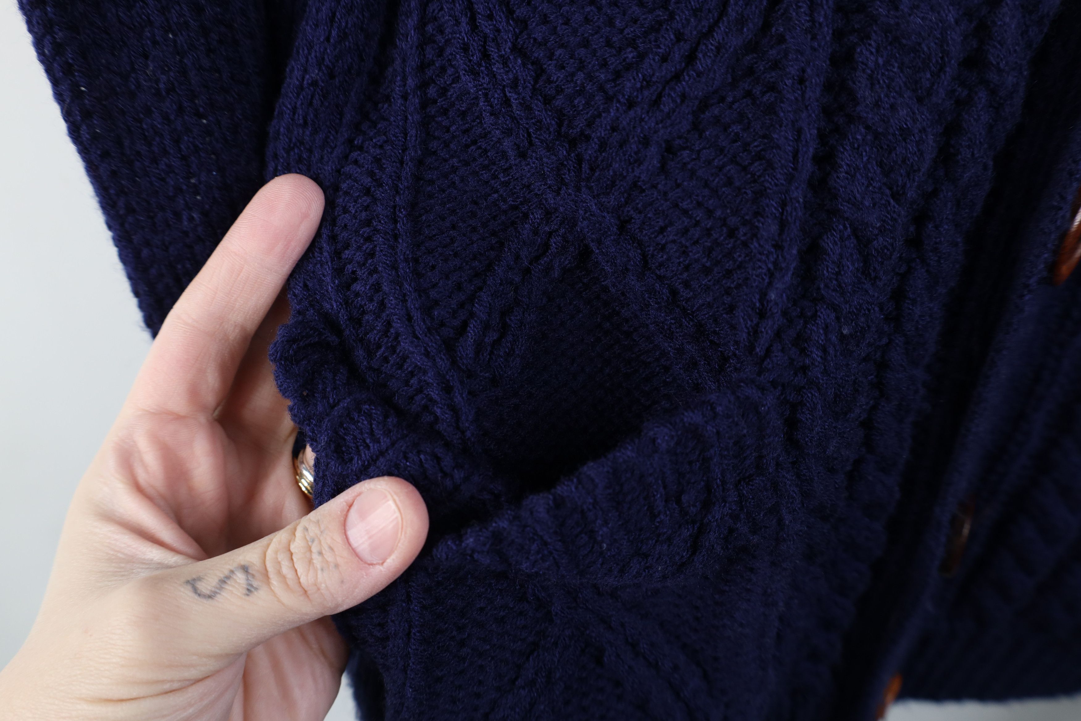Vintage Vintage 70s Streetwear Fisherman Cable Knit Cardigan Sweater Size US L / EU 52-54 / 3 - 6 Thumbnail