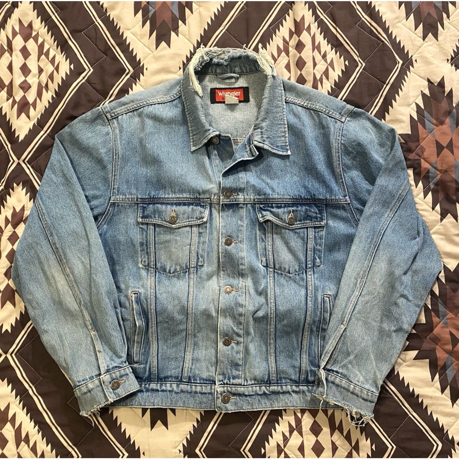 Wrangler VINTAGE Wrangler Hero Denim Trucker Jean Jacket Mens Large Blue Denim Jacket Casual Western 90s Cowboy Size US 33 - 2 Thumbnail