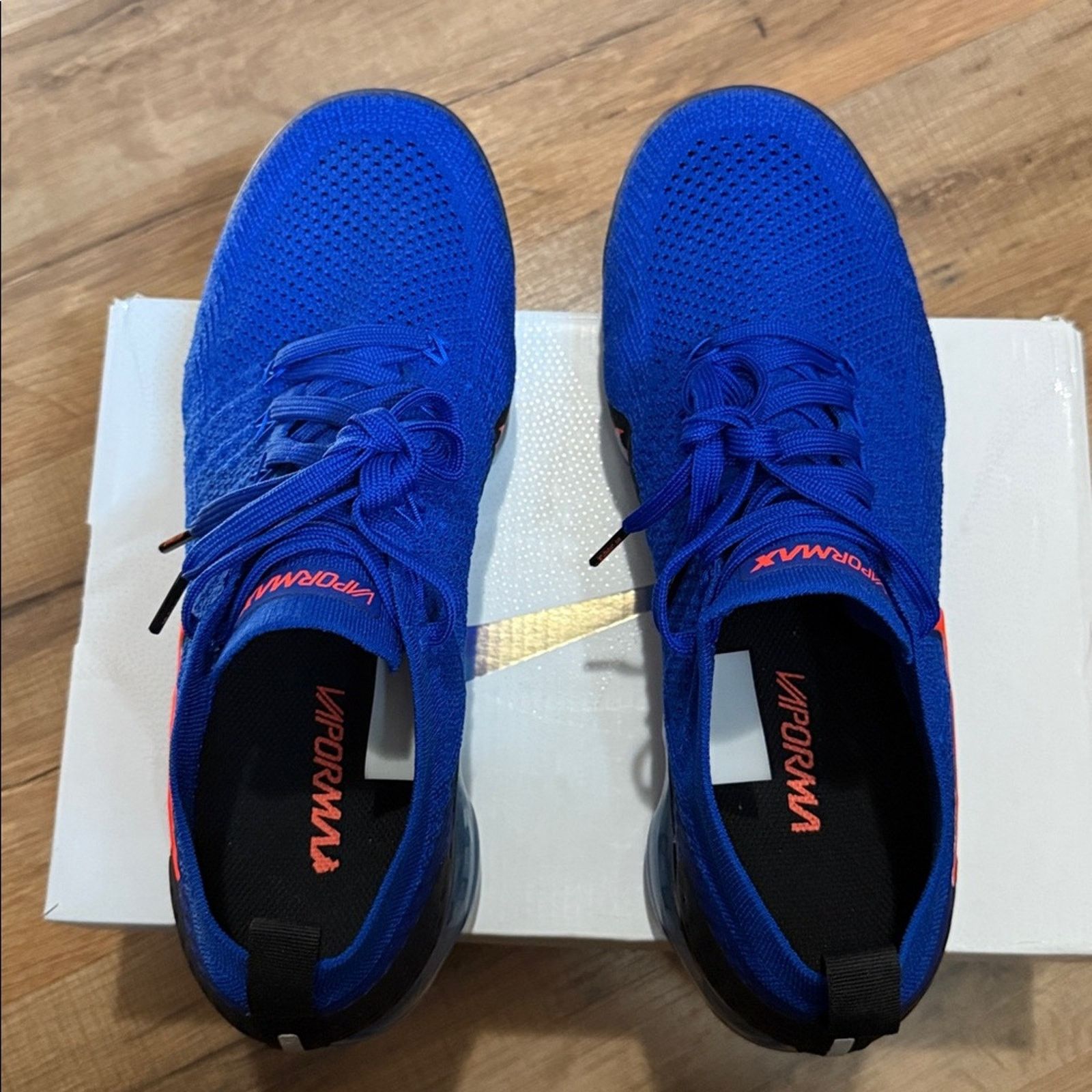Nike 2017 Nike Air Vapormax Flyknit 2 'Racer Blue Total Crimson' Size US 10 / EU 43 - 3 Thumbnail
