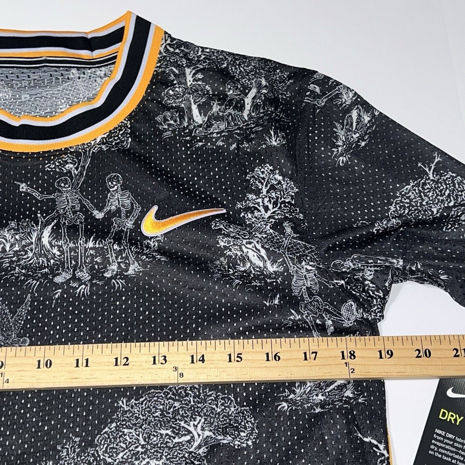 Nike Nike Medium Tennis Skeletons Agassi Garros AO0291 Size US M / EU 48-50 / 2 - 7 Thumbnail