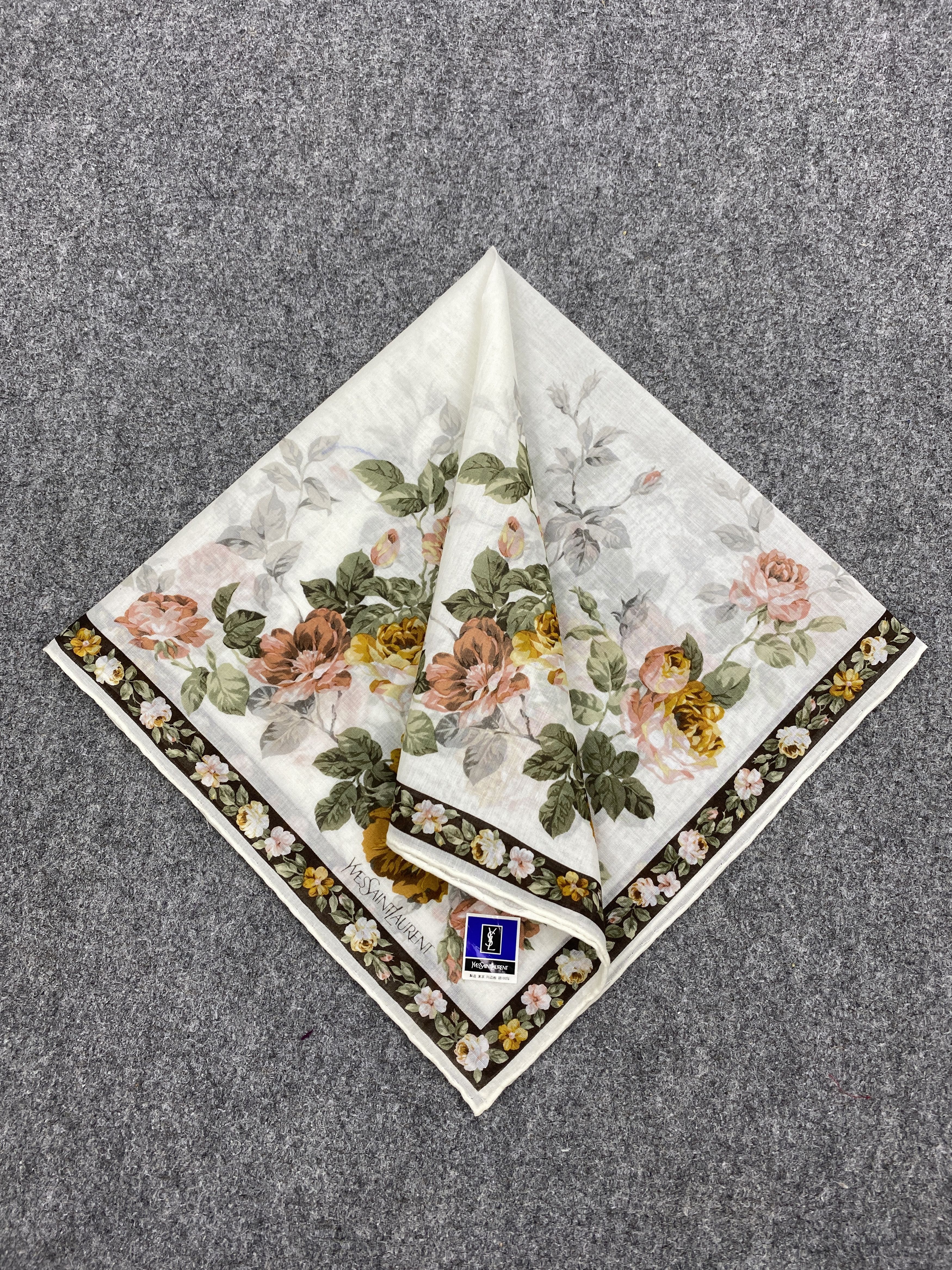 Vintage Yves Saint Laurent Handkerchief / Neckerchief HKC0228 Size ONE SIZE - 2 Thumbnail