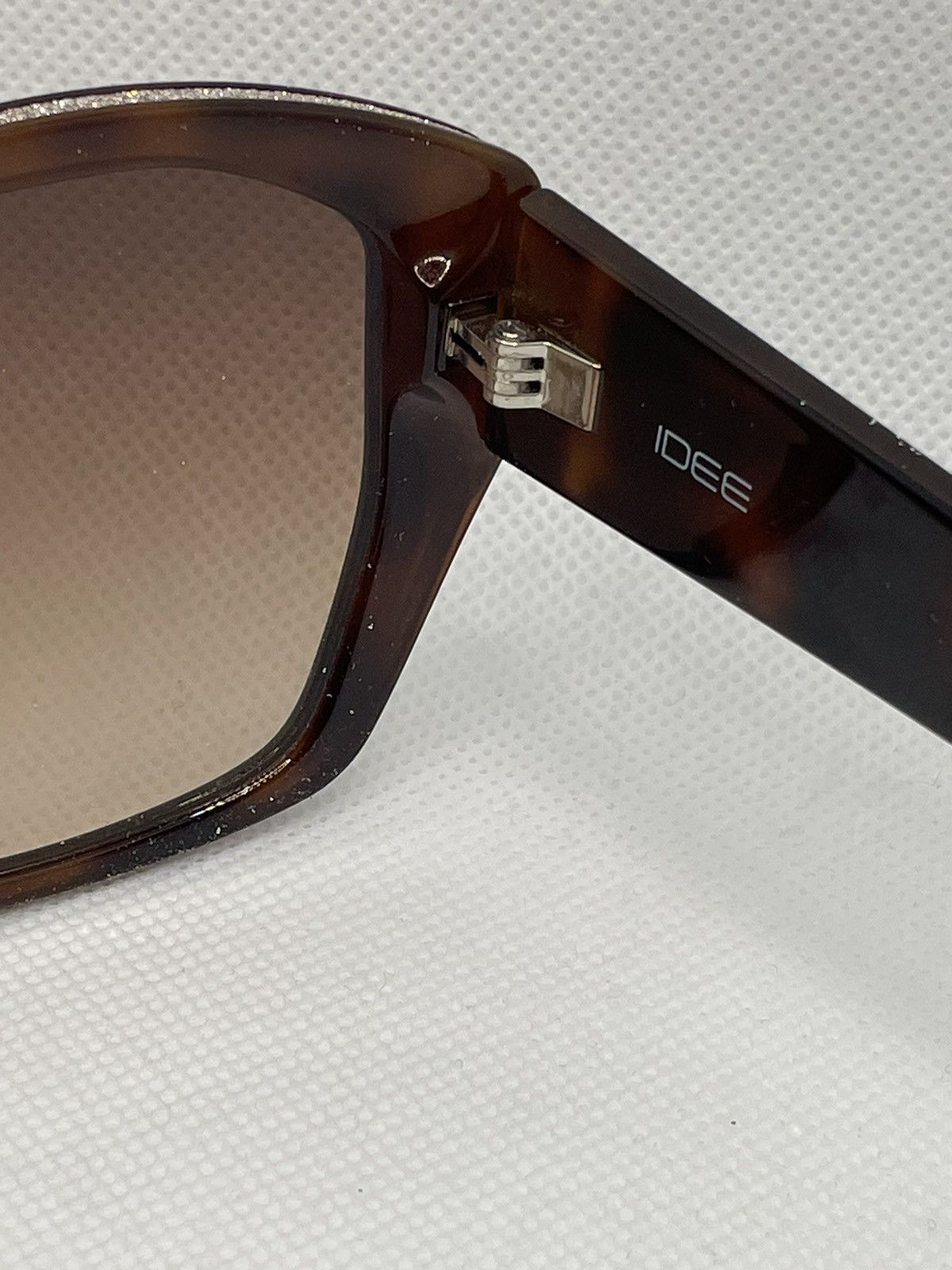 Vintage IDEE S3026 WOMEN BUTTERFLY SUNGLASSES Size ONE SIZE - 11 Thumbnail