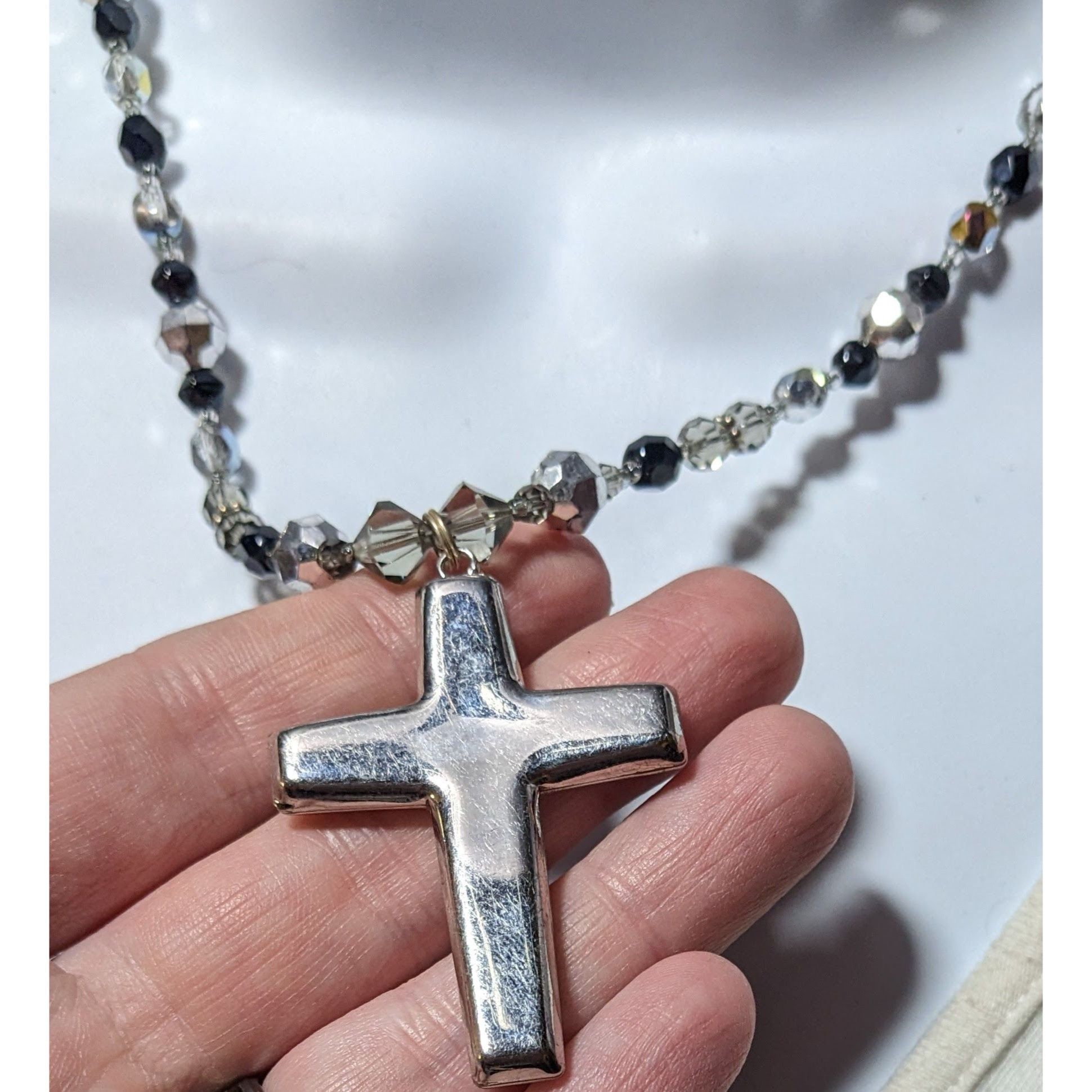 Other Silver Tone And Black Glass And Metal Beaded Cross Necklace Size ONE SIZE - 8 Thumbnail