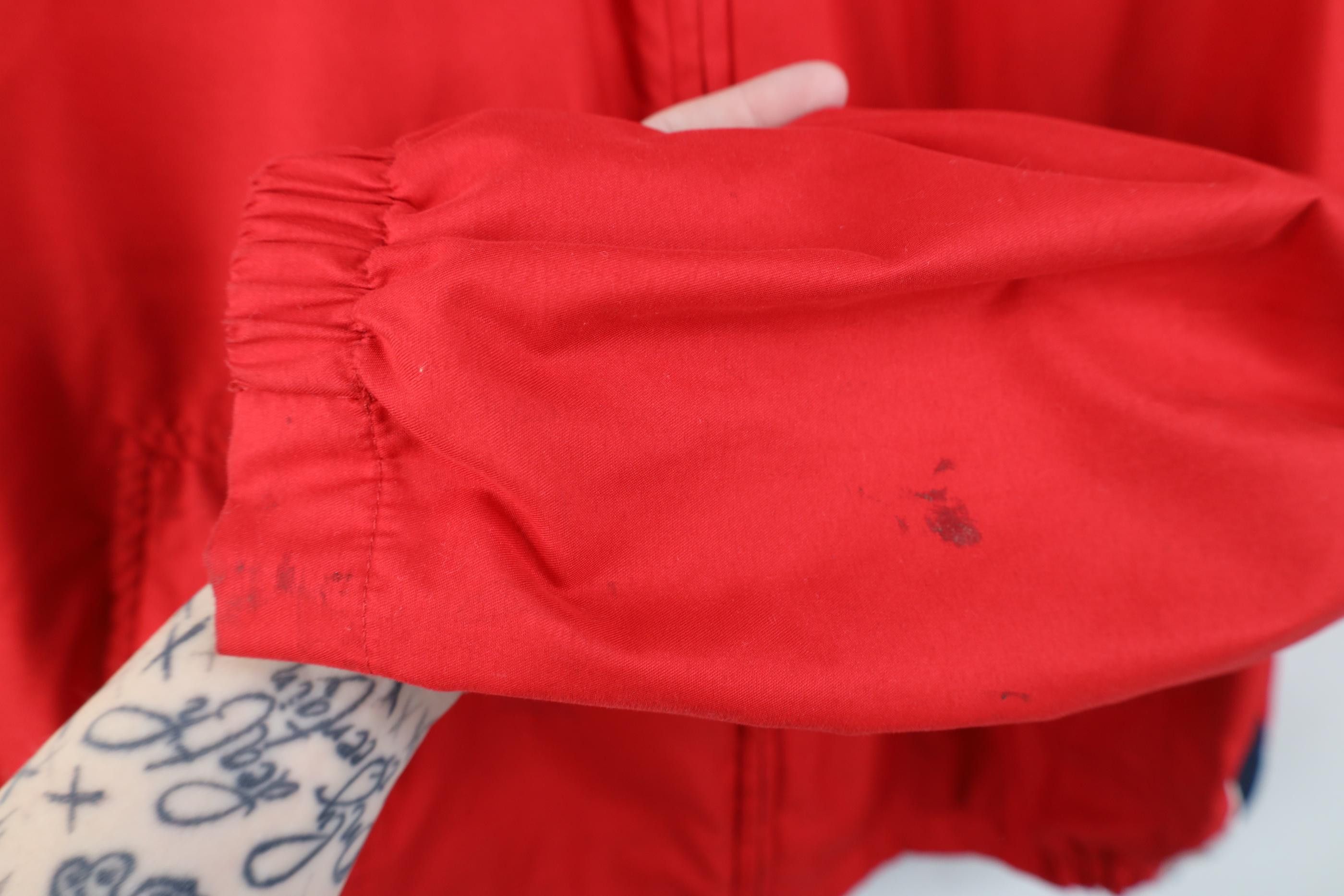 Tommy Hilfiger Vintage 90s Y2K Tommy Hilfiger Spell Out Hooded Jacket Size US S / EU 44-46 / 1 - 14 Thumbnail