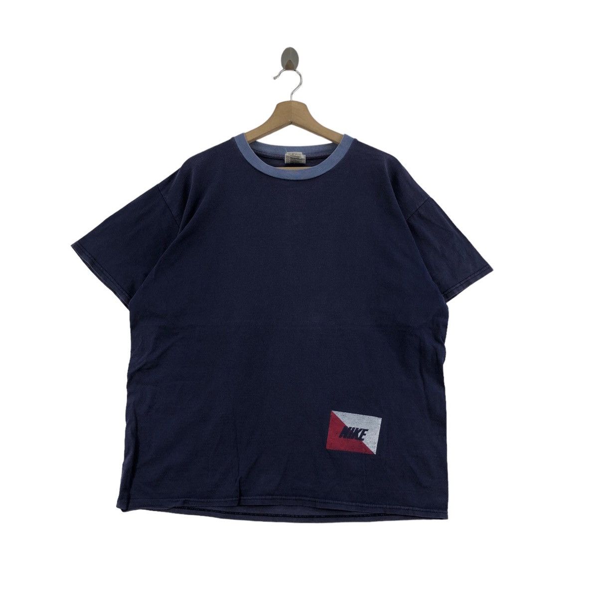 Nike × Vintage Vintage 90s NIKE T- Shirt Streetwear Size US L / EU 52-54 / 3 - 2 Thumbnail