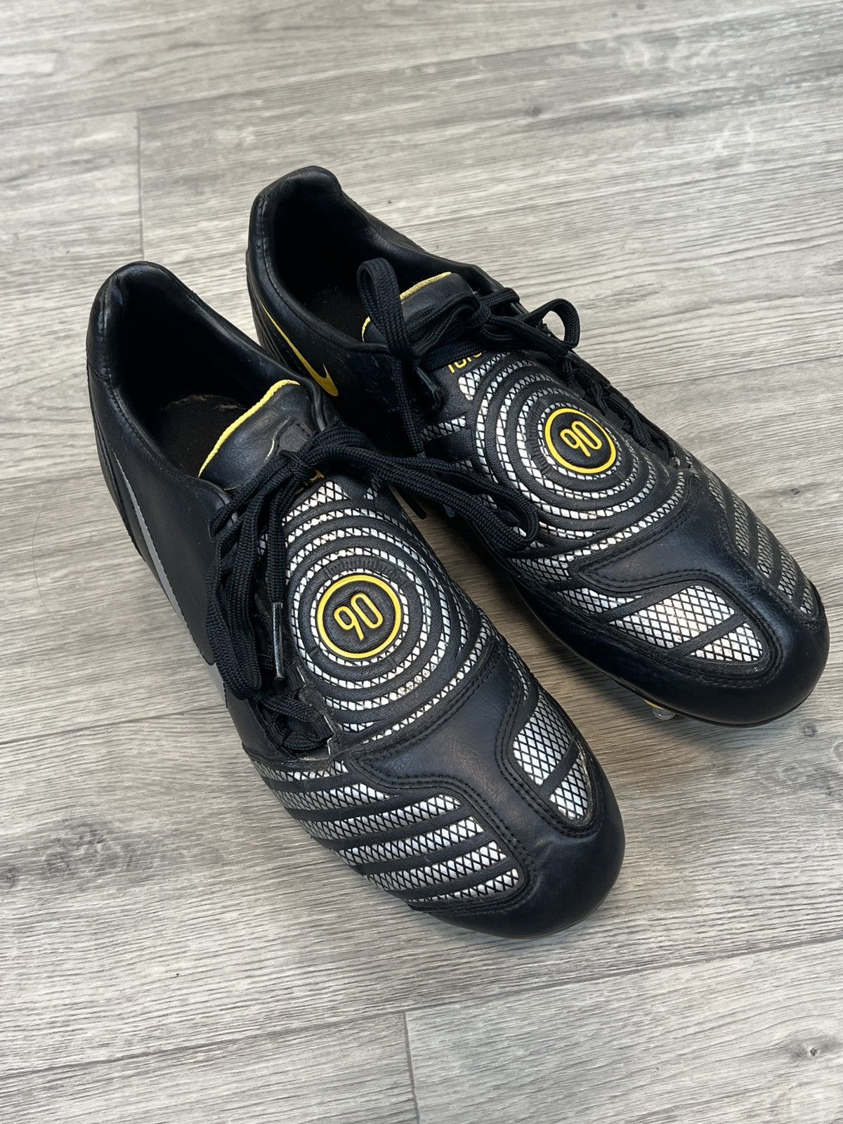 Nike Nike Total 90 Laser II SG Vintage Football Boots Size 9 Size US 9 / EU 42 - 2 Thumbnail