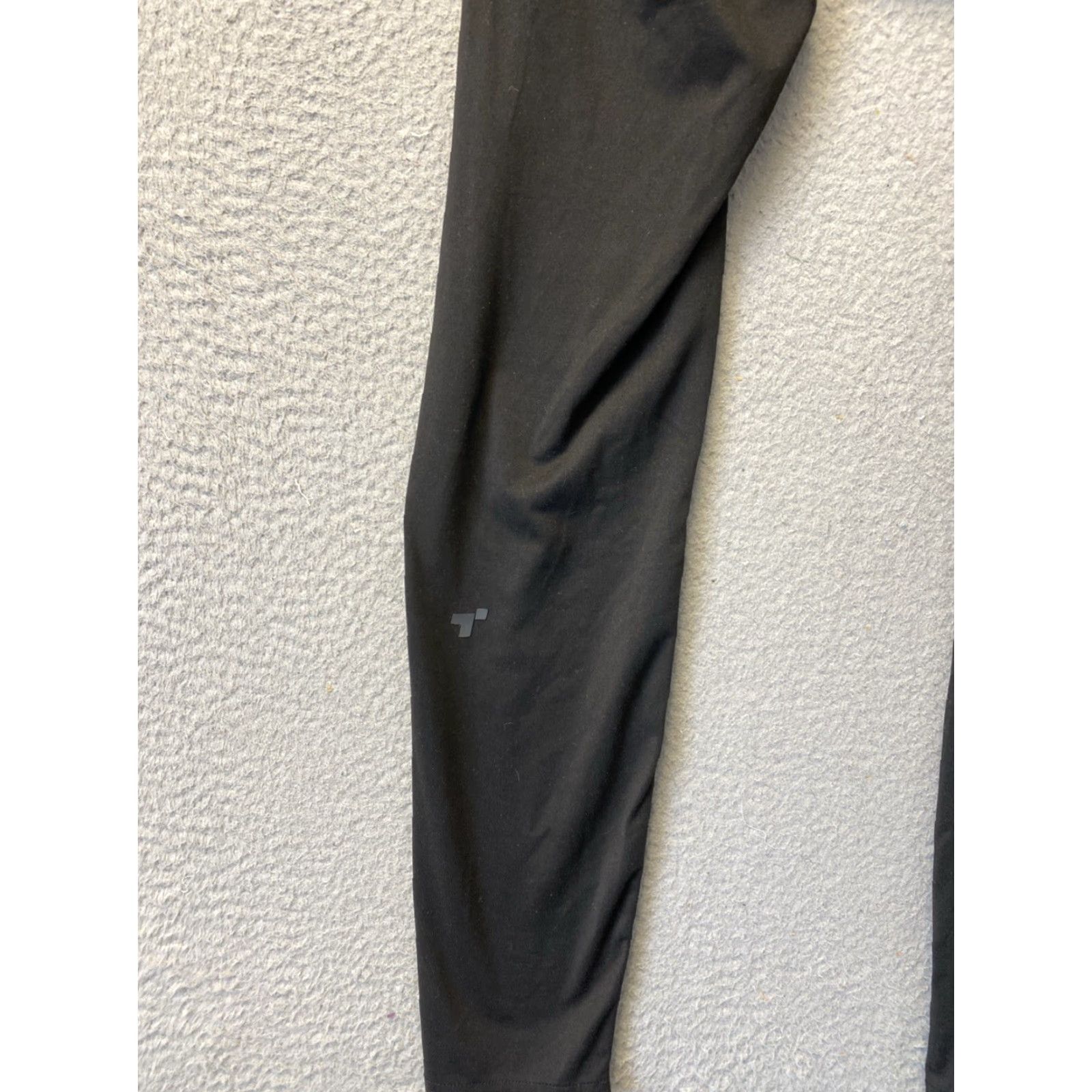 Vintage Terramar Mens M Black Pro Compression Stretch Training Athletic Leggings Shirt? Size US 31 - 4 Thumbnail