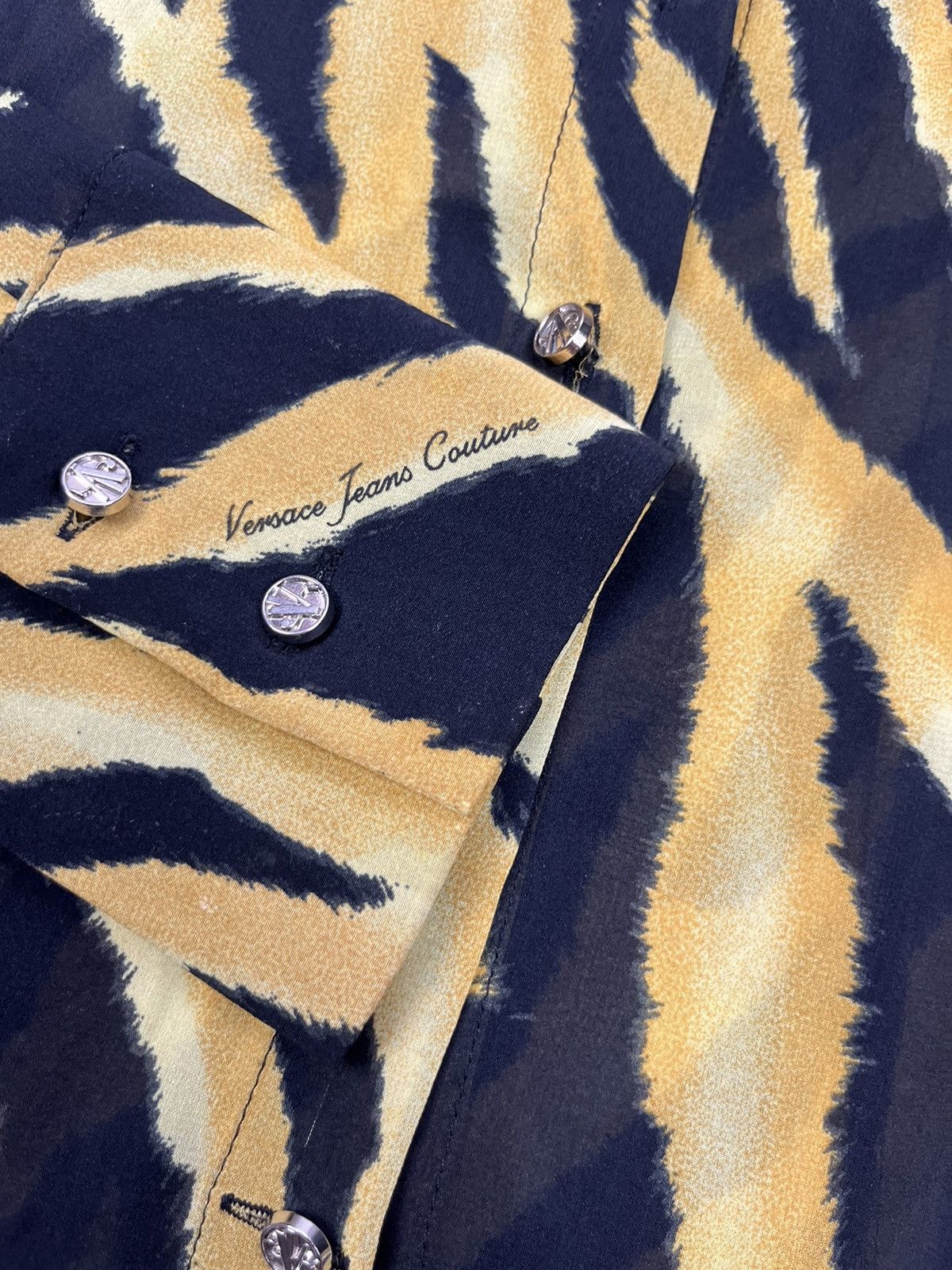 Versace Jeans Couture 🔥Versace Jeans Couture women abstrac silk Longsleeve shirt Size XS / US 0-2 / IT 36-38 - 8 Thumbnail